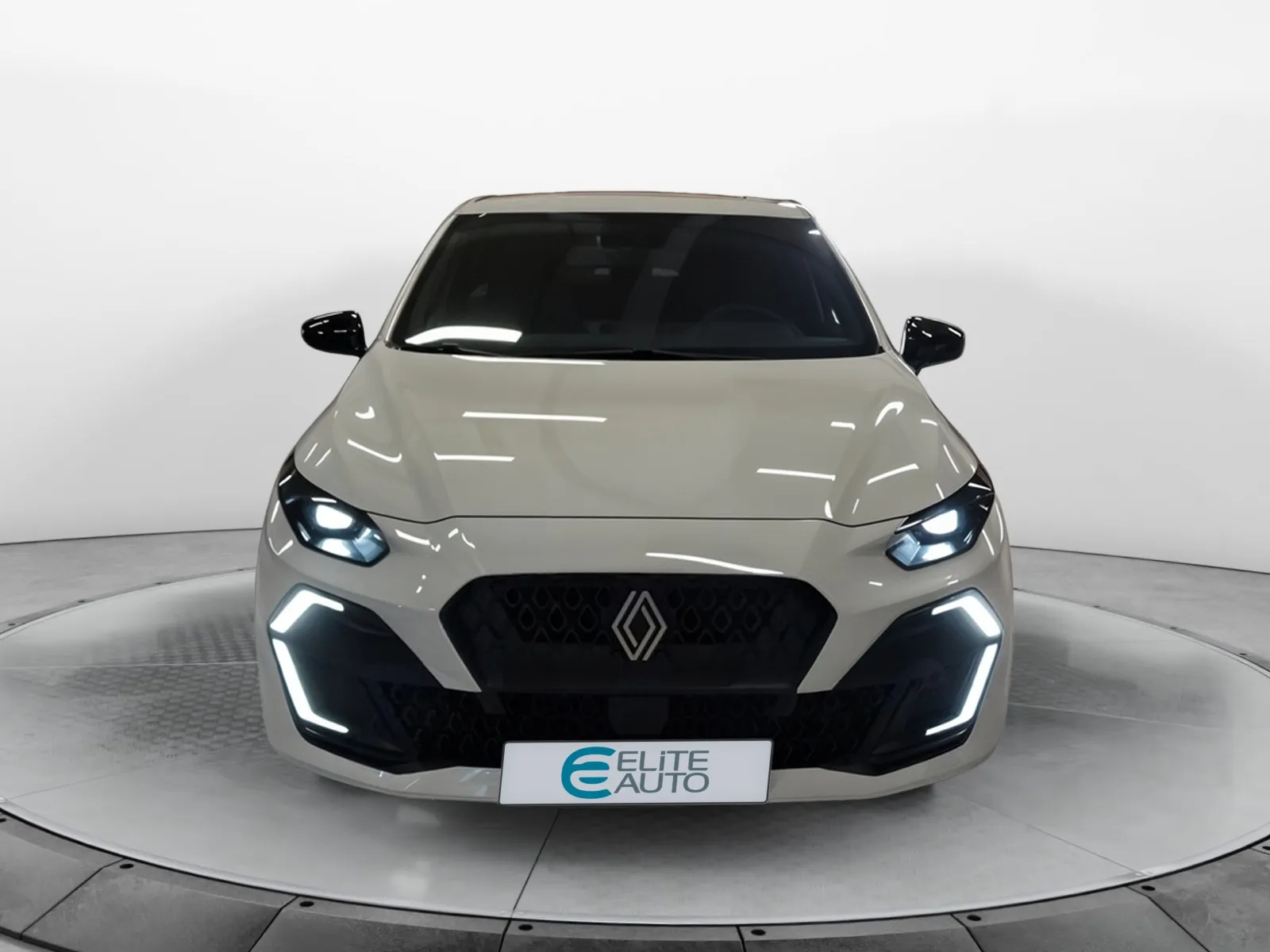 Acheter une renault Clio E-Tech full hybrid 160 ch d’occasion avec 10km disponible immédiatement - photo 8