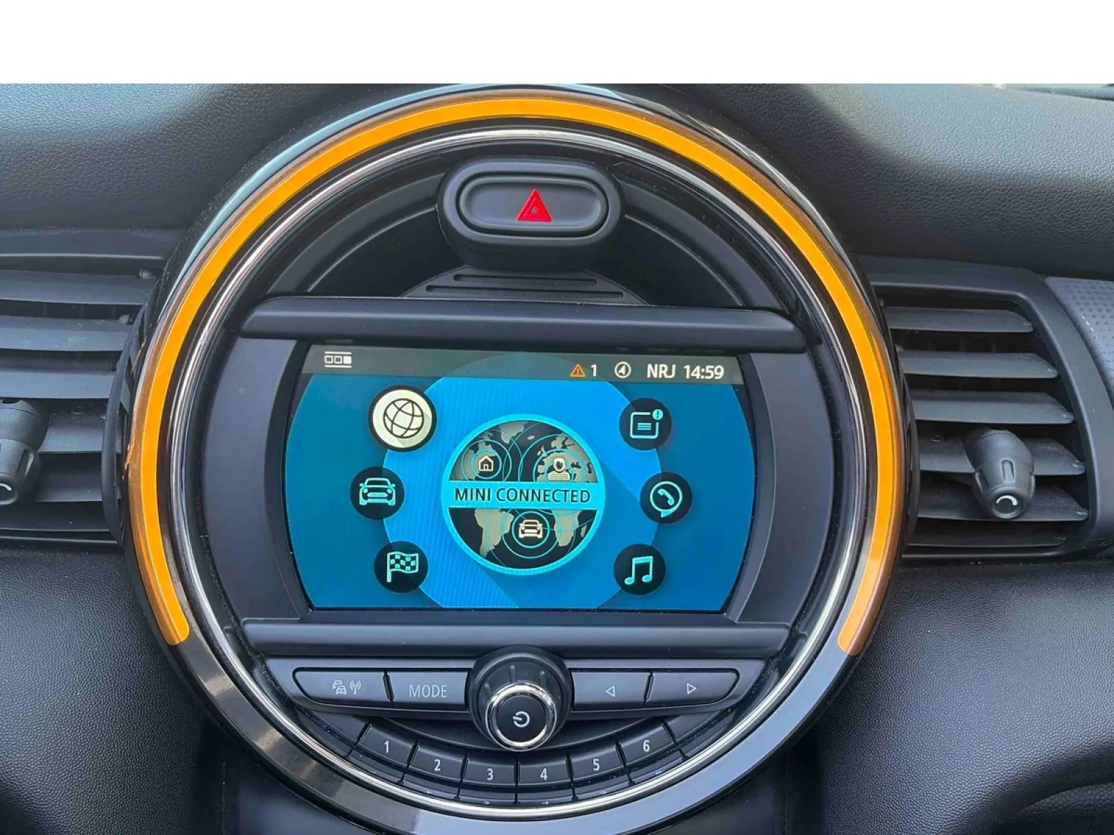 Acheter une mini Cabriolet Cooper 136 ch BVA7 d’occasion avec 86670km disponible immédiatement - photo 24