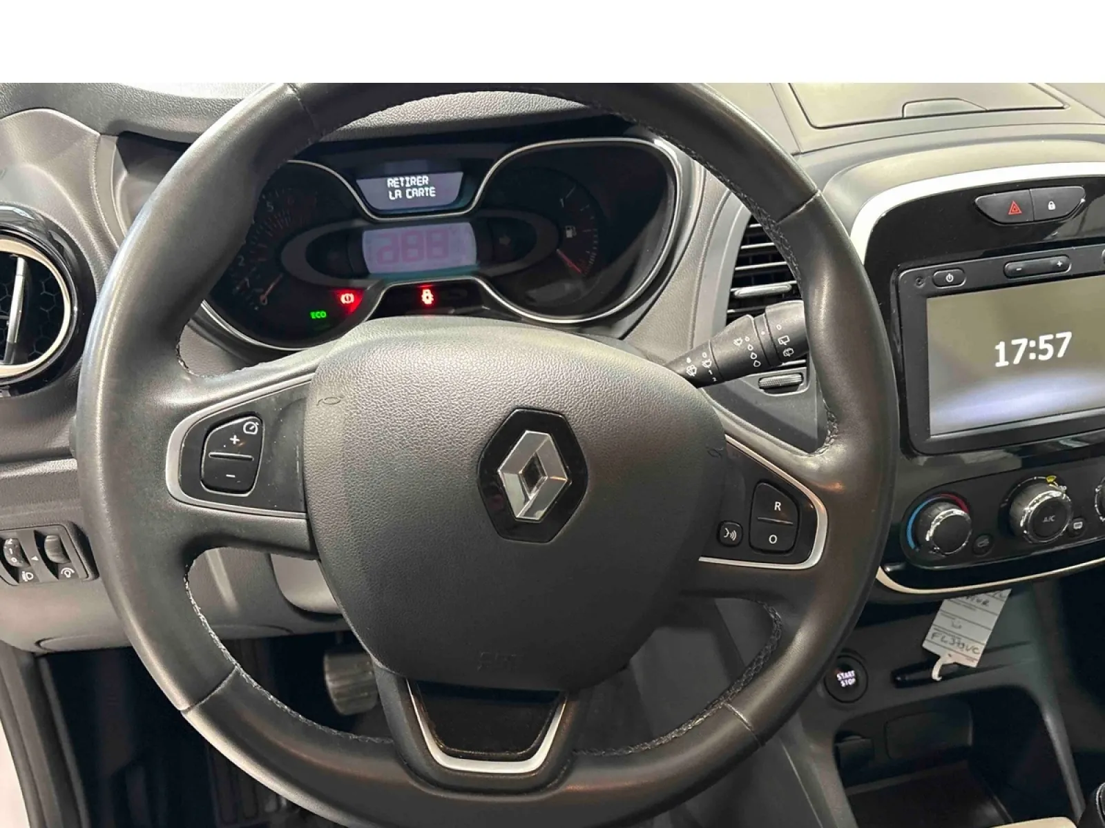 Acheter une renault Captur TCe 90 - 19 d’occasion avec 78810km disponible immédiatement - photo 10