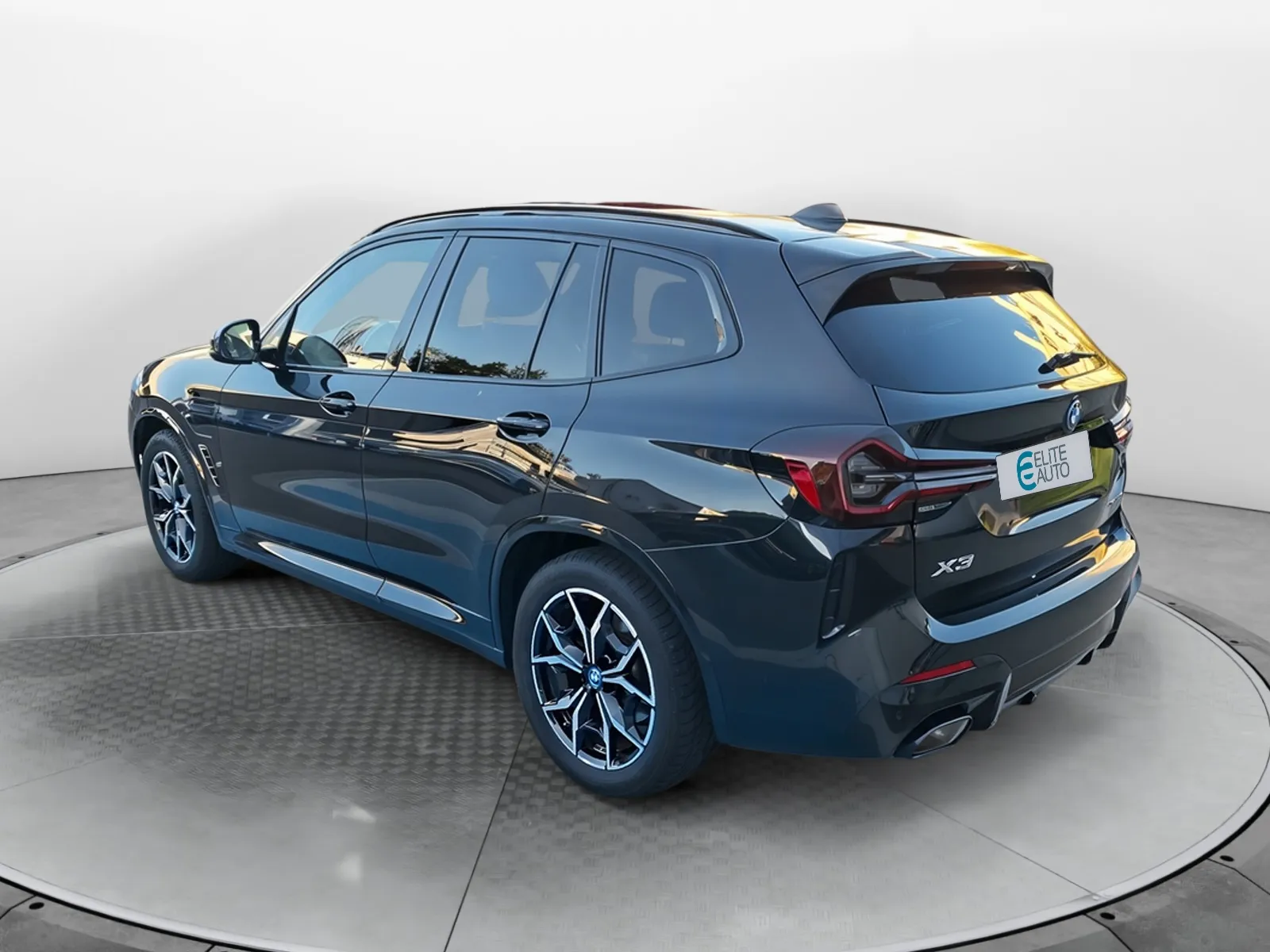 Acheter une bmw X3 xDrive 30e 292ch BVA8 d’occasion avec 56562km disponible immédiatement - photo 3