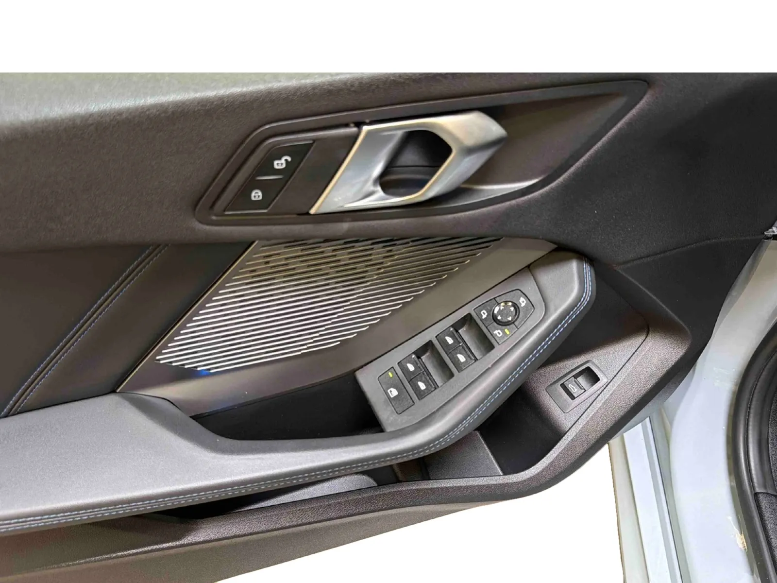 Acheter une bmw 120d 163 ch DKG7 d’occasion avec 31264km disponible immédiatement - photo 28