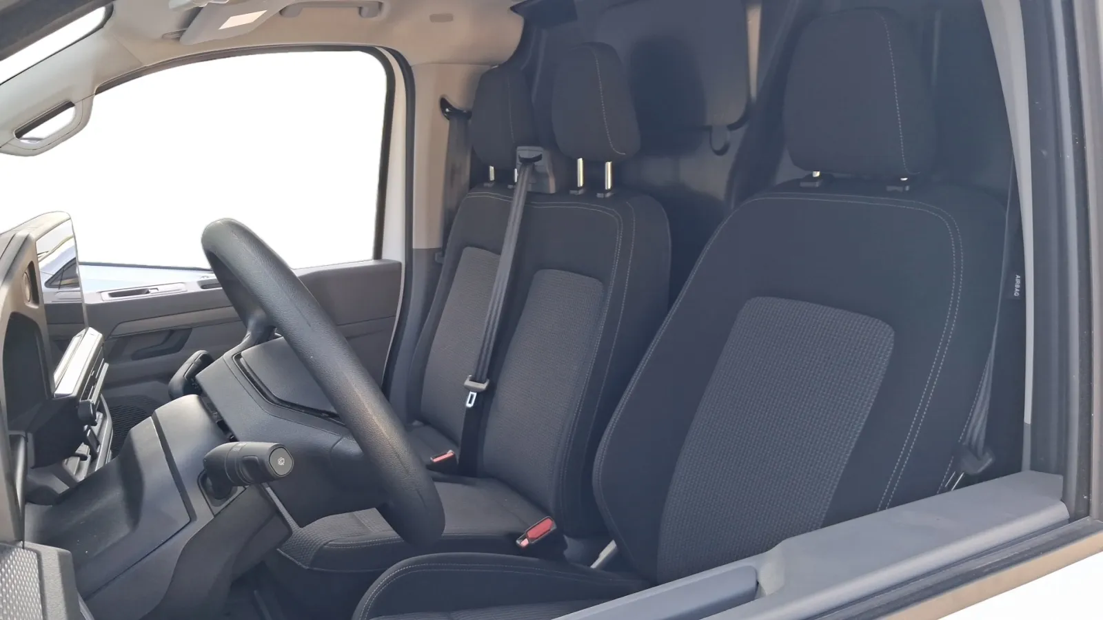Acheter une volkswagen TRANSPORTER VAN L1H1 2.0 TDI 150 BVA8 d’occasion avec 10000km disponible immédiatement - photo 11