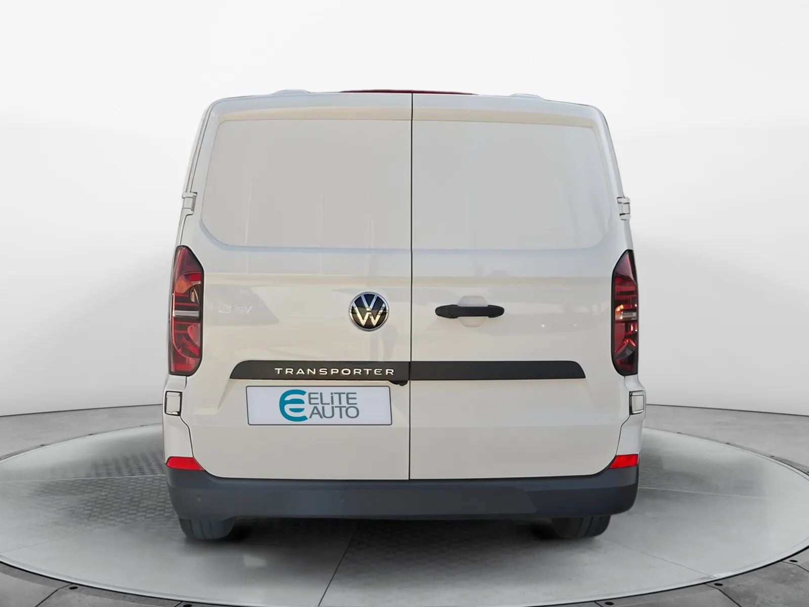 Acheter une volkswagen TRANSPORTER VAN L1H1 2.0 TDI 150 BVA8 d’occasion avec 10000km disponible immédiatement - photo 4