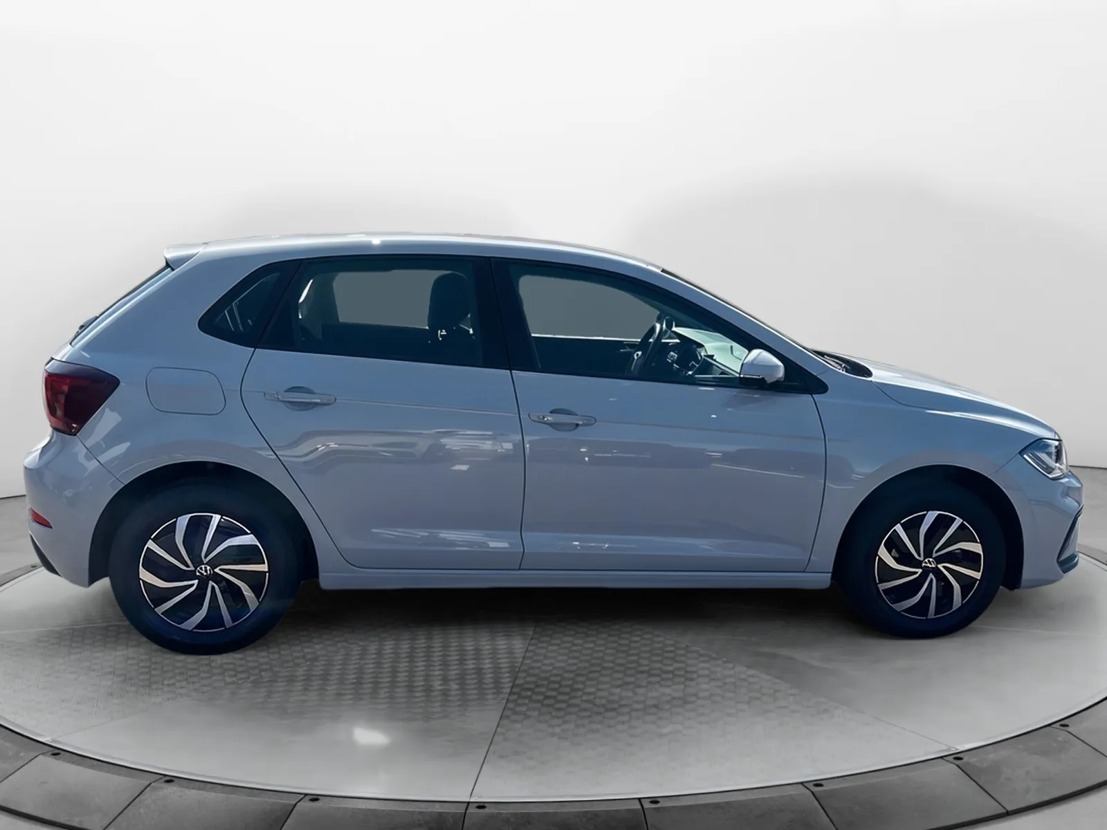 Acheter une volkswagen Polo 1.0 TSI 95 S&S BVM5 d’occasion avec 24000km disponible immédiatement - photo 6