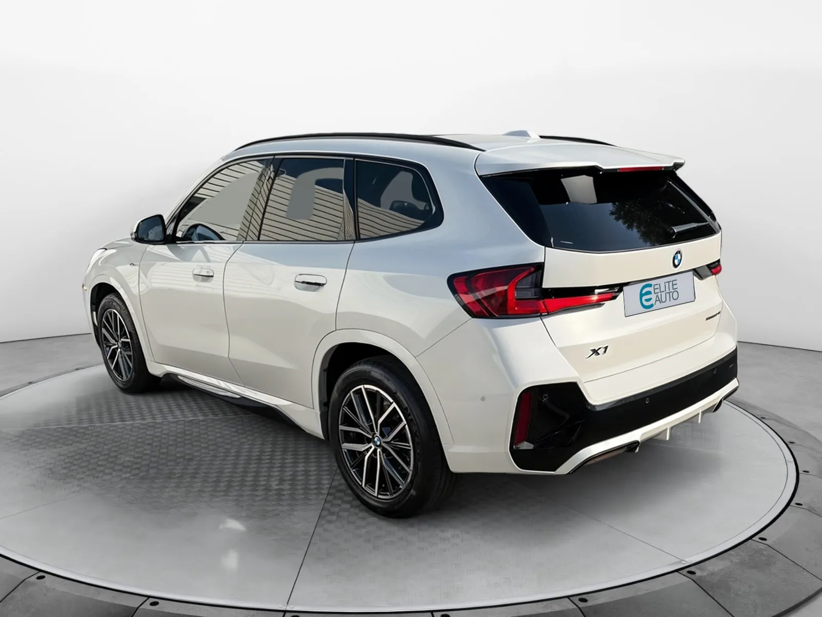 BMW X1 U11 M Sport - photo 3