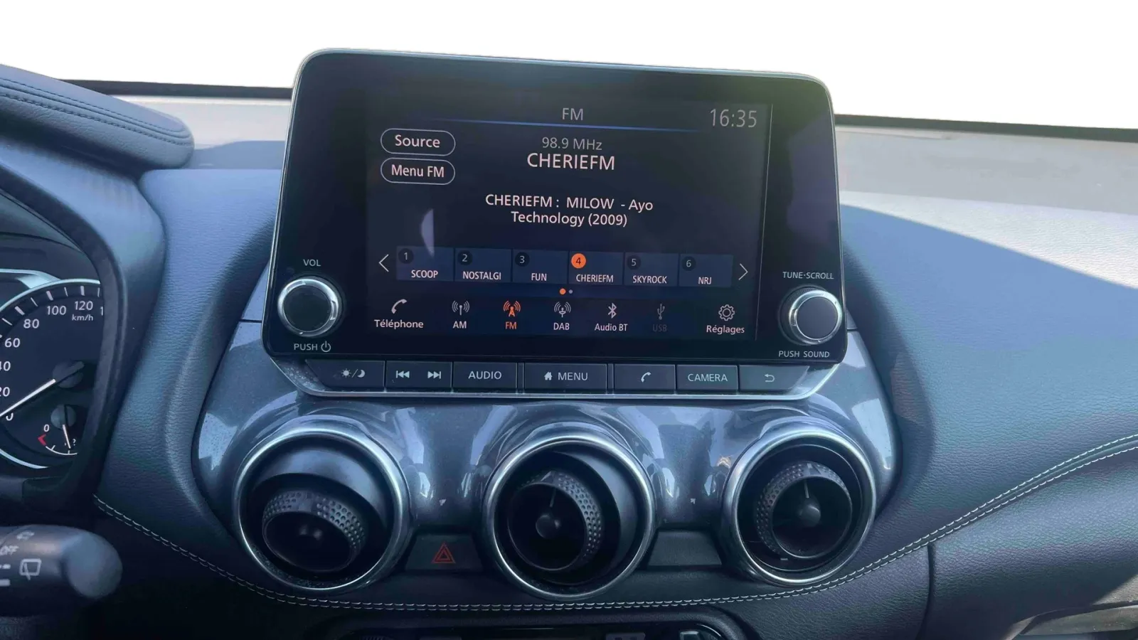 Acheter une nissan Juke DIG-T 114 d’occasion avec 33082km disponible immédiatement - photo 15