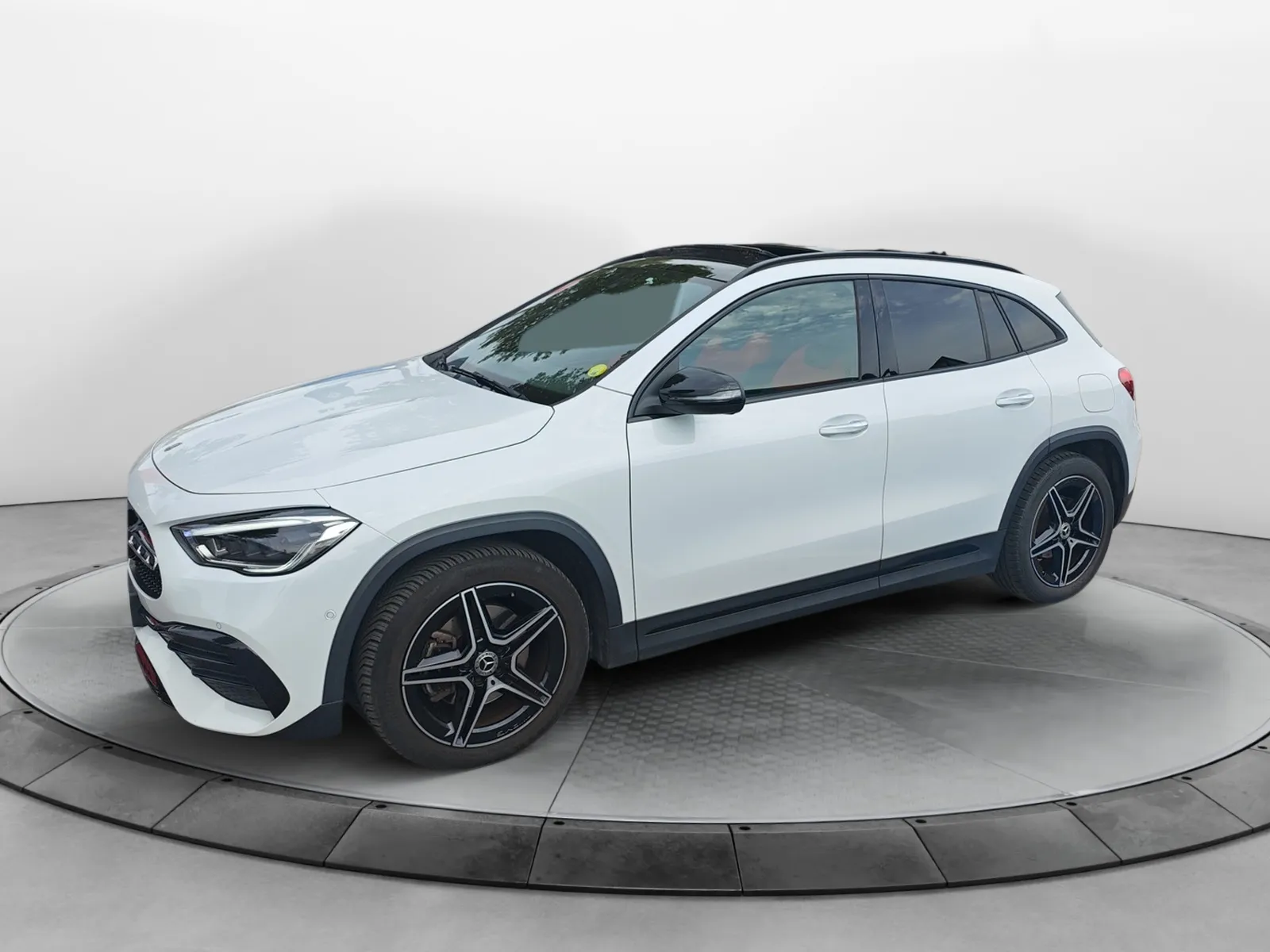 Acheter une mercedes GLA 200 d 8G-DCT d’occasion avec 48616km disponible immédiatement - photo 25