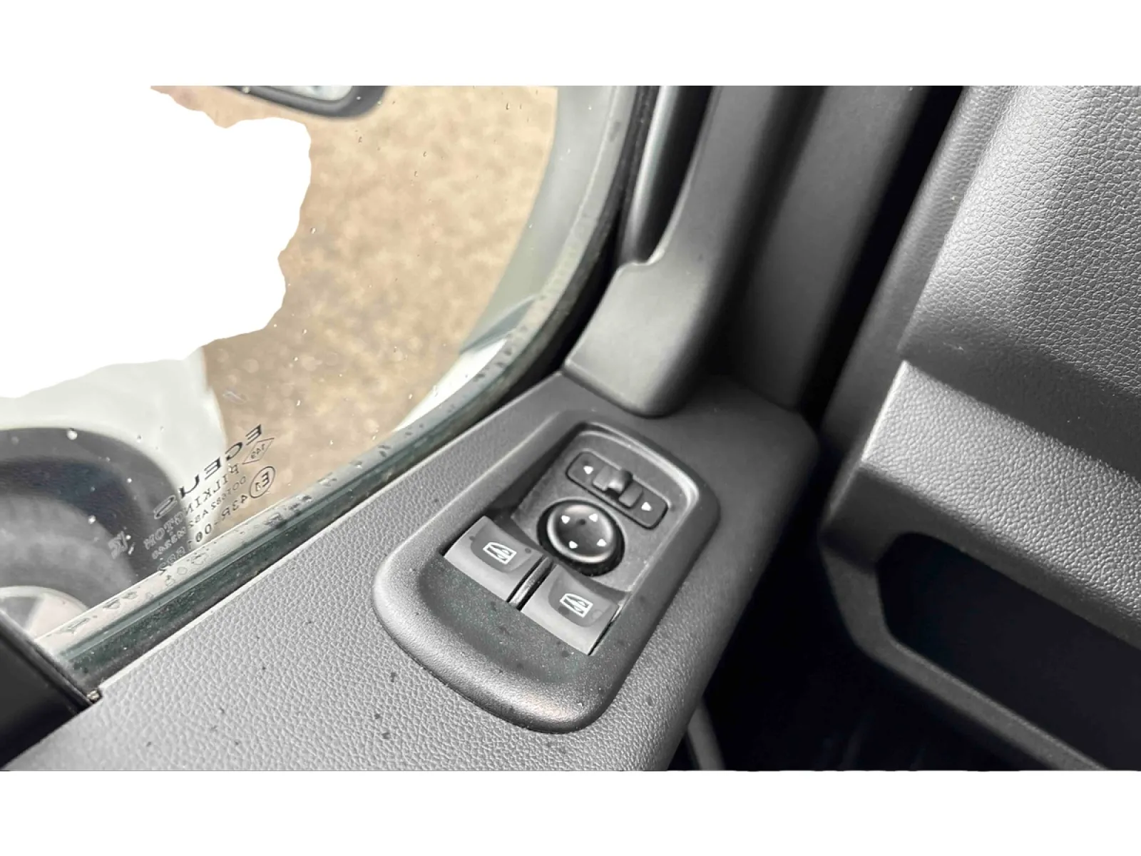 Acheter une renault MASTER FGN TRAC F3300 L2H2 BLUE DCI 135 d’occasion avec 71576km disponible immédiatement - photo 23