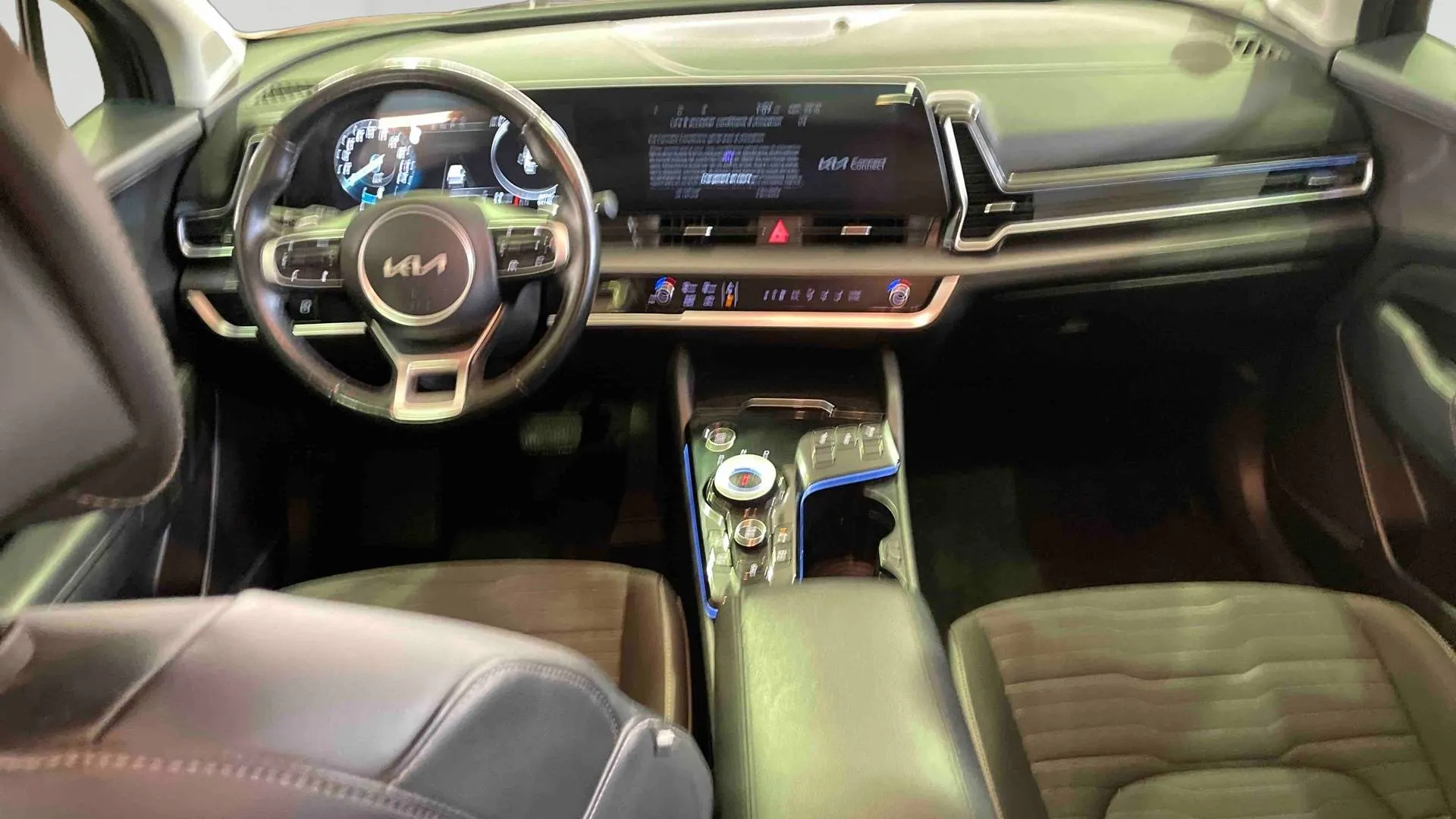 Acheter une kia Sportage 1.6 CRDi 136ch MHEV DCT7 4x2 d’occasion avec 94737km disponible immédiatement - photo 9