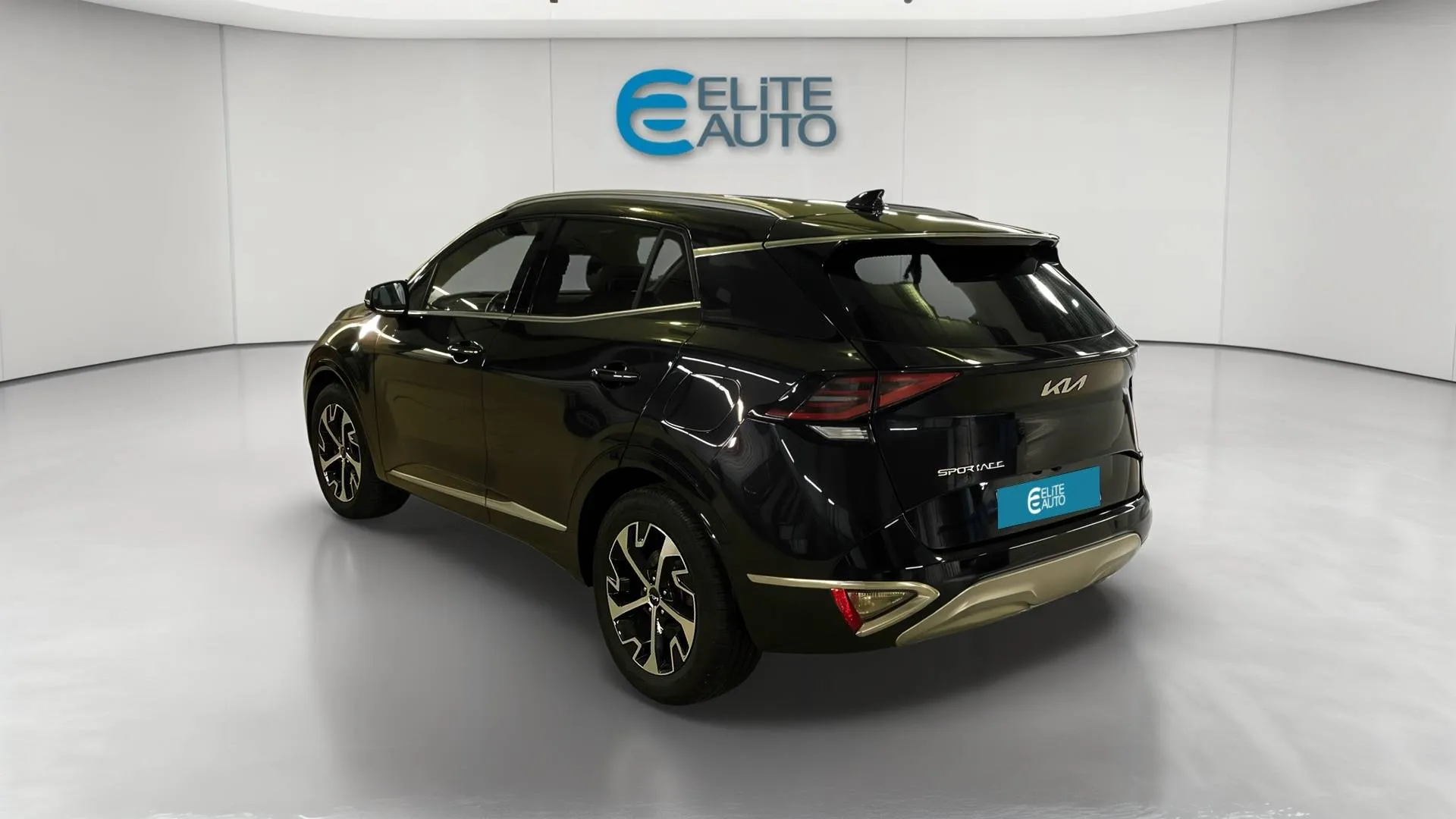 Acheter une kia Sportage 1.6 CRDi 136ch MHEV DCT7 4x2 d’occasion avec 94737km disponible immédiatement - photo 8