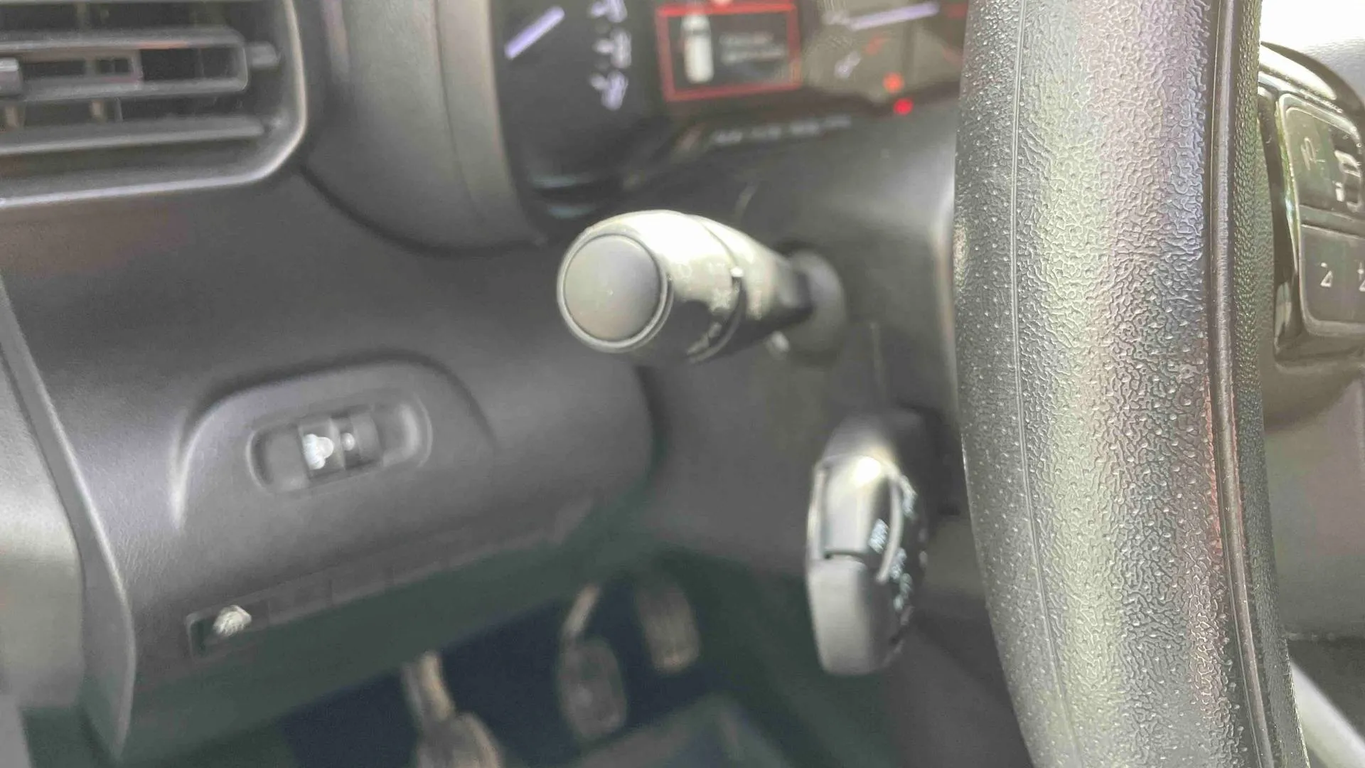 Acheter une citroen BERLINGO VAN XL 950 BLUEHDI 100 S&S BVM5 d’occasion avec 116770km disponible immédiatement - photo 18