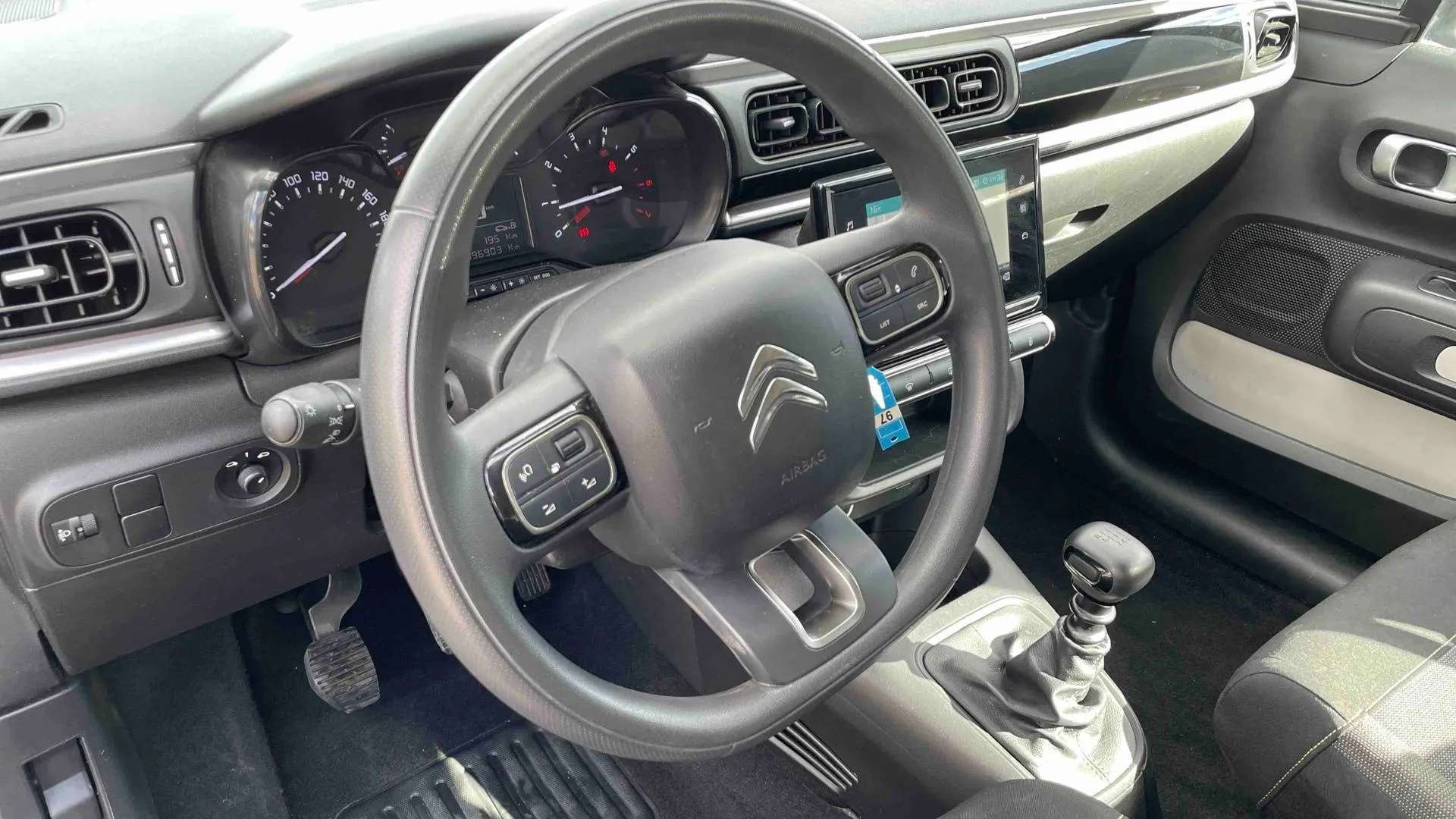 Acheter une citroen C3 SOCIETE BLUEHDI 100 S&S BVM6 d’occasion avec 96886km disponible immédiatement - photo 10
