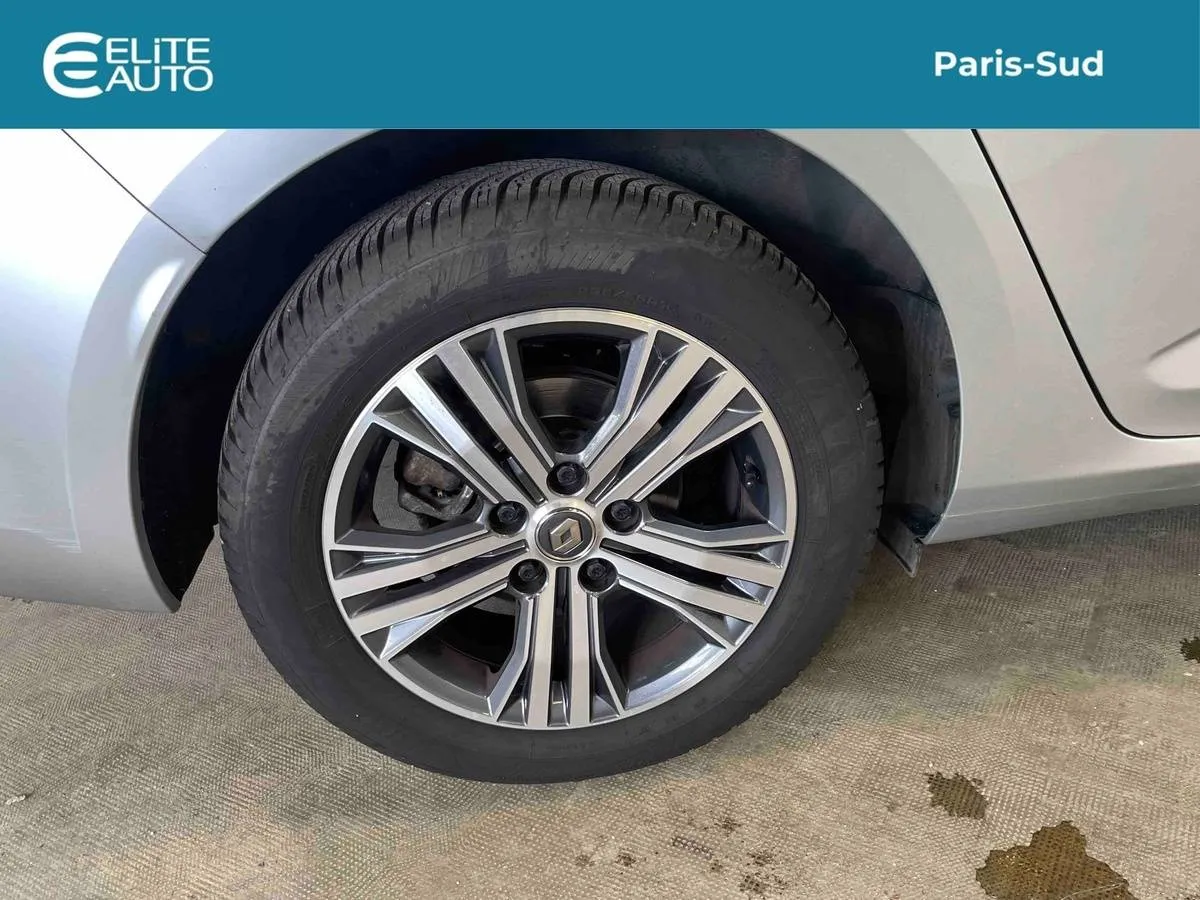 Acheter une renault Megane IV Estate Blue dCi 115 EDC d’occasion avec 77669km disponible immédiatement - photo 26