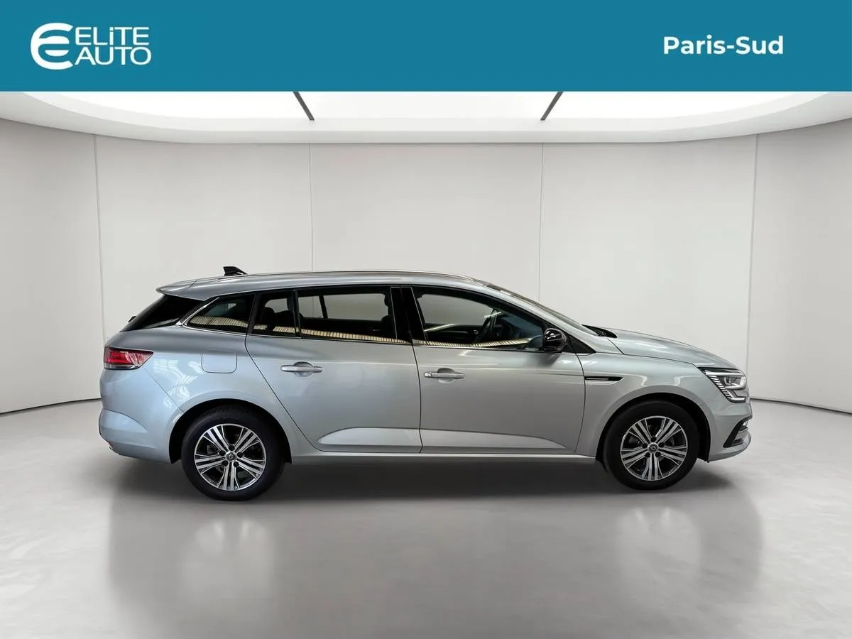Acheter une renault Megane IV Estate Blue dCi 115 EDC d’occasion avec 77669km disponible immédiatement - photo 2
