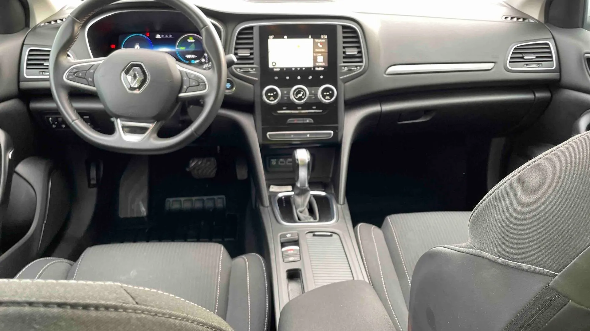 Acheter une renault Mégane IV Estate E-TECH Plug-In Hybride 160 d’occasion avec 89149km disponible immédiatement - photo 9