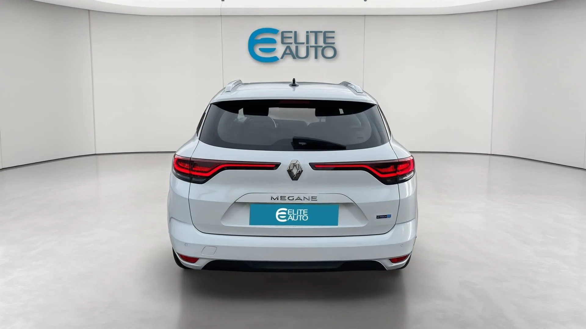 Acheter une renault Mégane IV Estate E-TECH Plug-In Hybride 160 d’occasion avec 89149km disponible immédiatement - photo 7