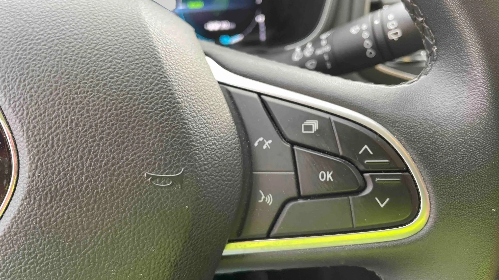 Acheter une renault Mégane IV Estate E-TECH Plug-In Hybride 160 d’occasion avec 89149km disponible immédiatement - photo 23