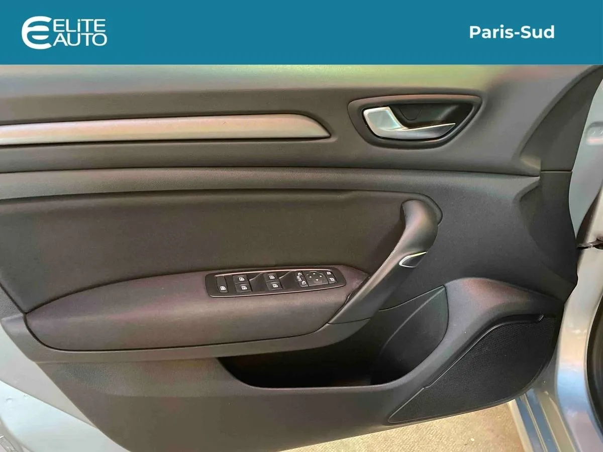 Acheter une renault Megane IV Berline Blue dCi 115 EDC d’occasion avec 80604km disponible immédiatement - photo 16