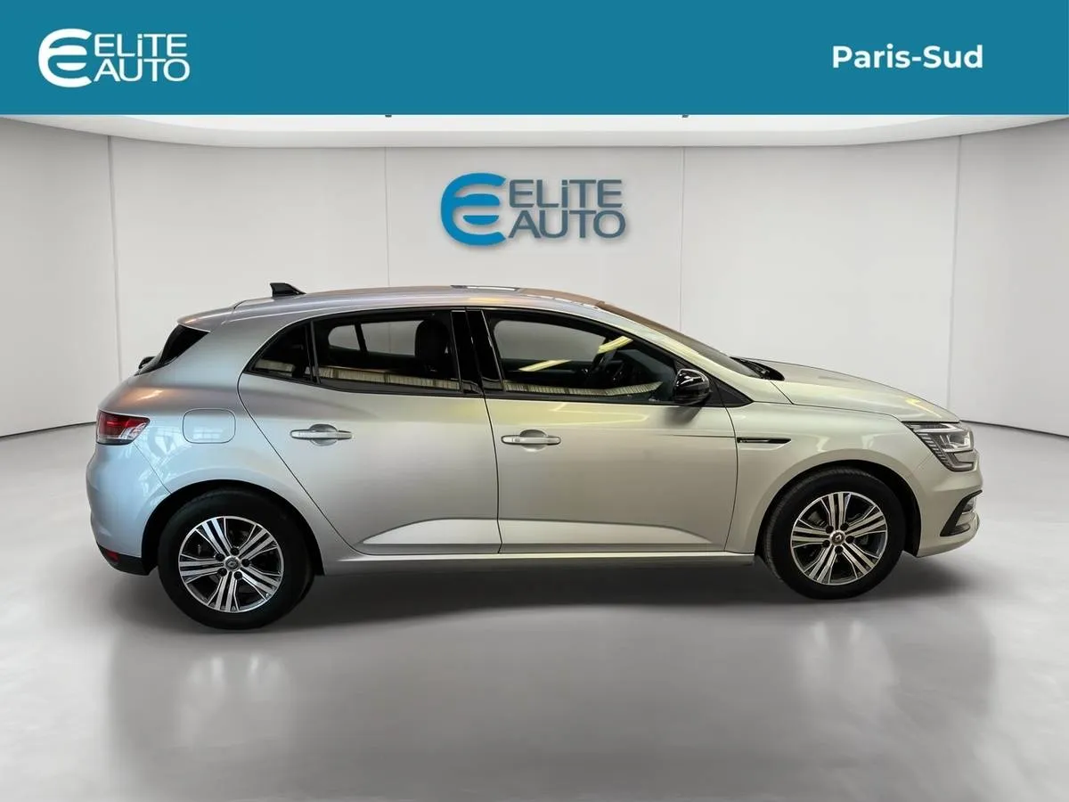 Acheter une renault Megane IV Berline Blue dCi 115 EDC d’occasion avec 80604km disponible immédiatement - photo 2