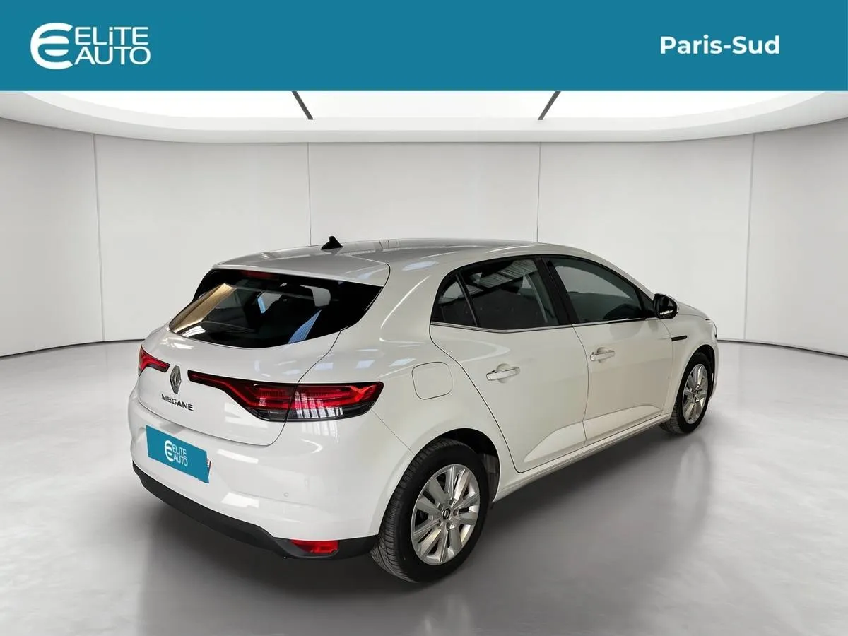 Acheter une renault Mégane IV Berline Blue dCi 115 - 20 d’occasion avec 80797km disponible immédiatement - photo 3