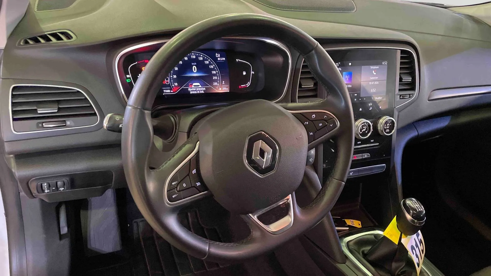 Acheter une renault Mégane IV Berline Blue dCi 115 - 20 d’occasion avec 71392km disponible immédiatement - photo 10