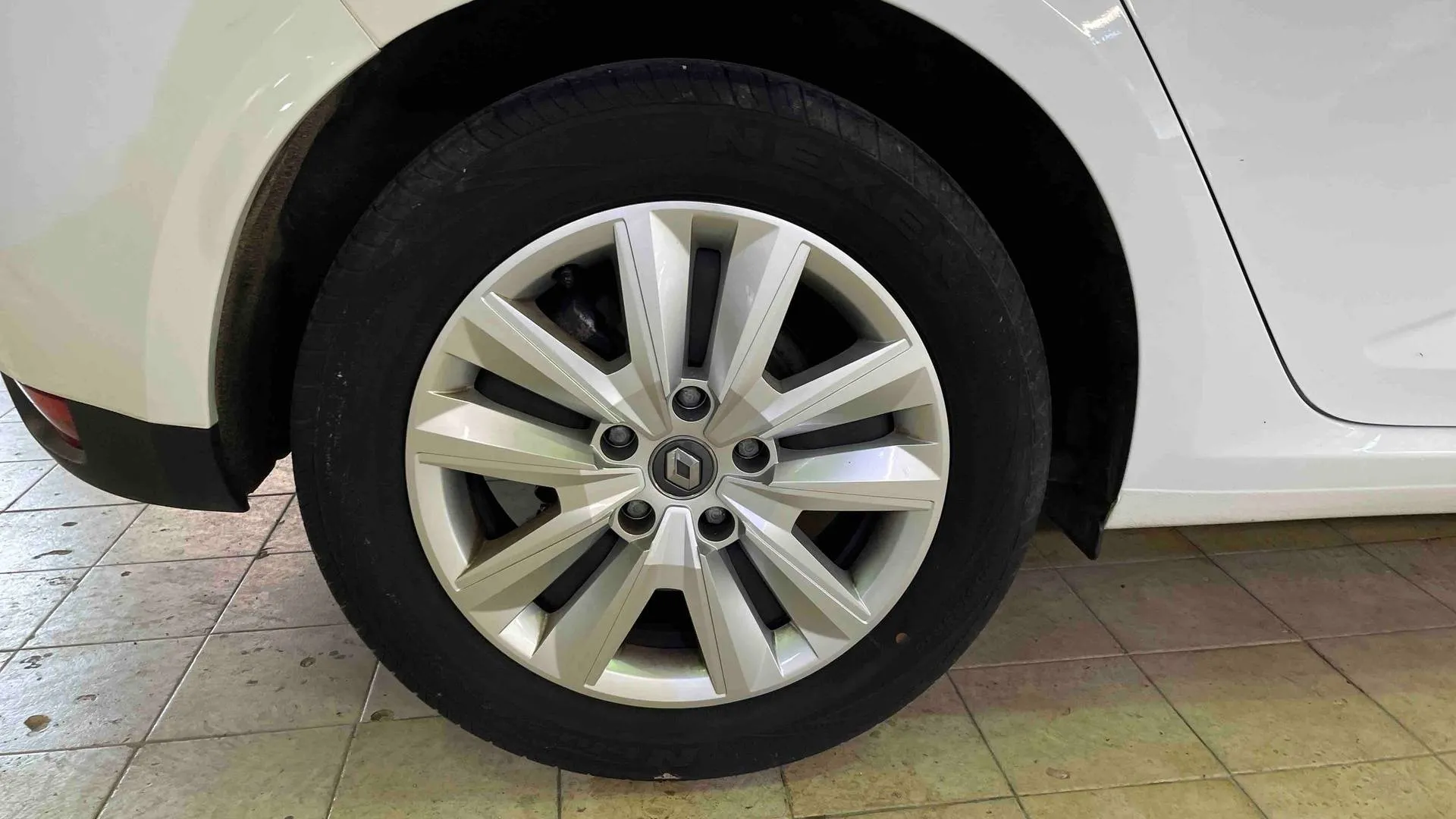 Acheter une renault Mégane IV Berline Blue dCi 115 - 20 d’occasion avec 71392km disponible immédiatement - photo 25