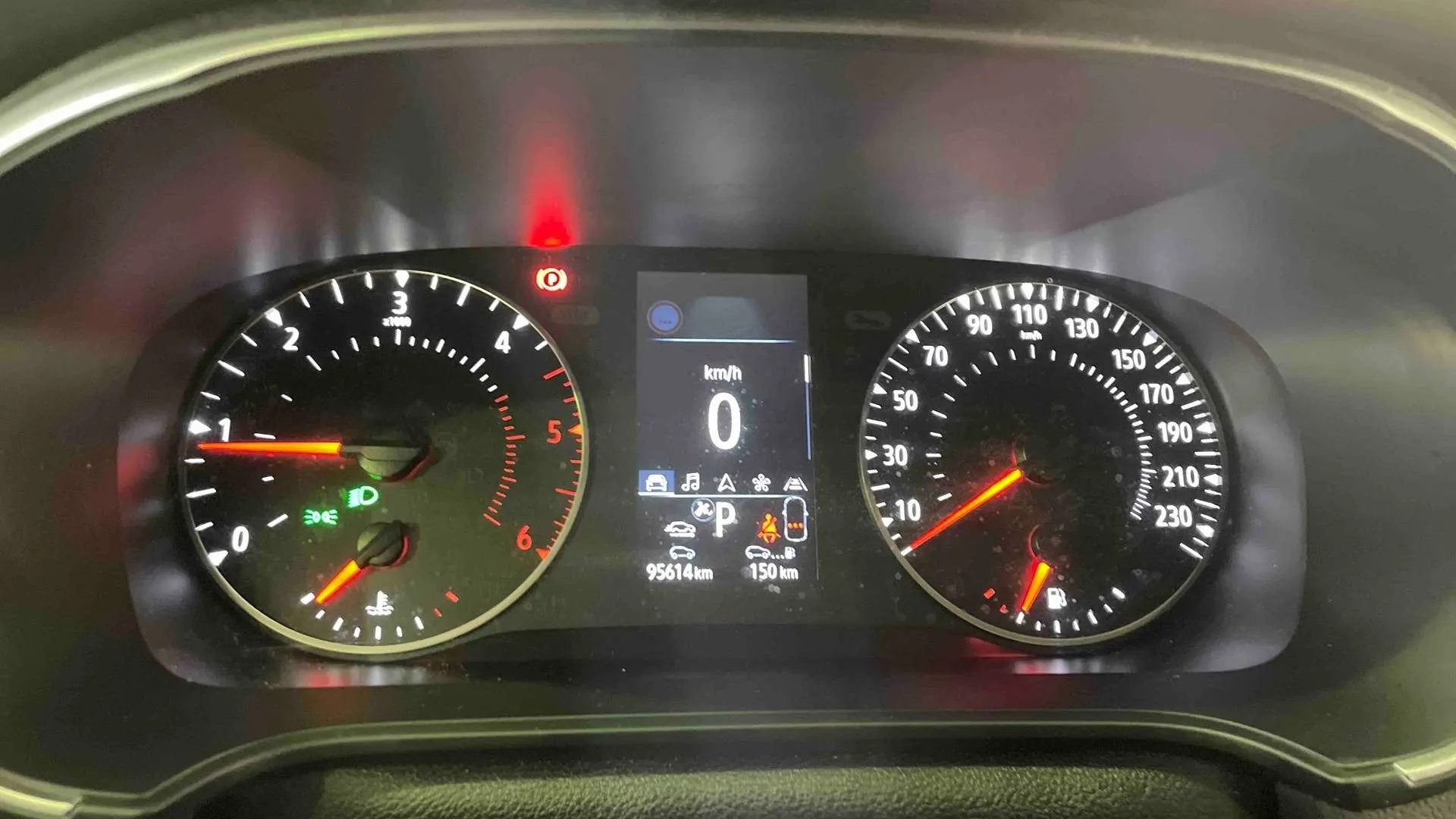 Acheter une renault Mégane IV Berline Blue dCi 115 EDC - 21N d’occasion avec 95614km disponible immédiatement - photo 18