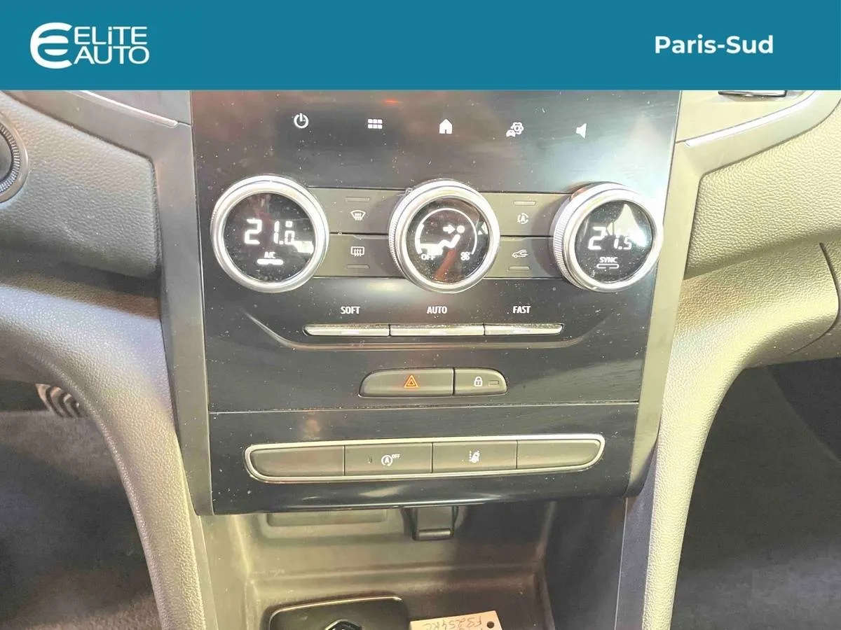 Acheter une renault Mégane IV Berline Blue dCi 115 - 20 d’occasion avec 80797km disponible immédiatement - photo 19