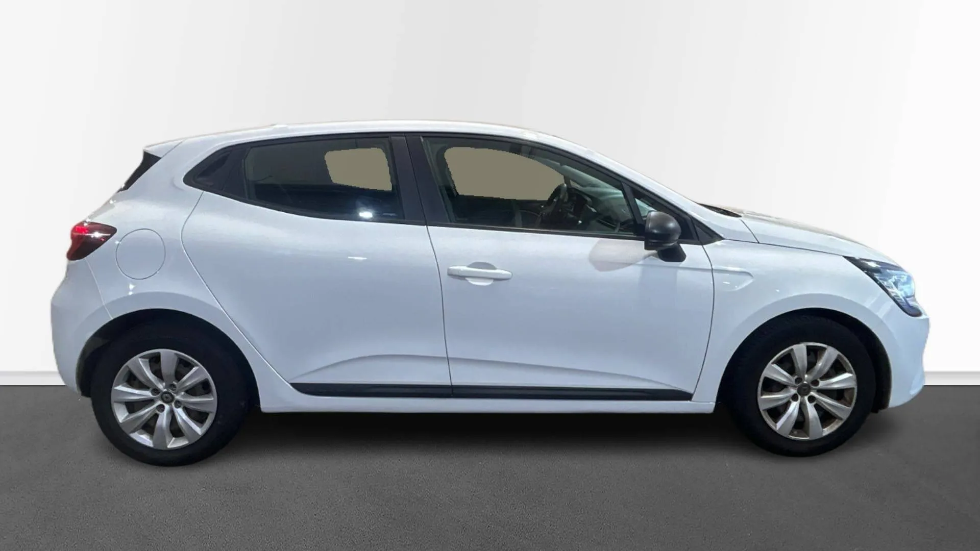 Acheter une renault CLIO SOCIETE BLUE DCI 85 d’occasion avec 96306km disponible immédiatement - photo 6