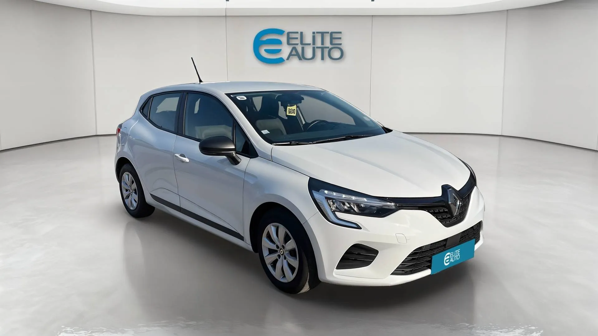 Acheter une renault CLIO SOCIETE BLUE DCI 85 d’occasion avec 57383km disponible immédiatement - photo 6