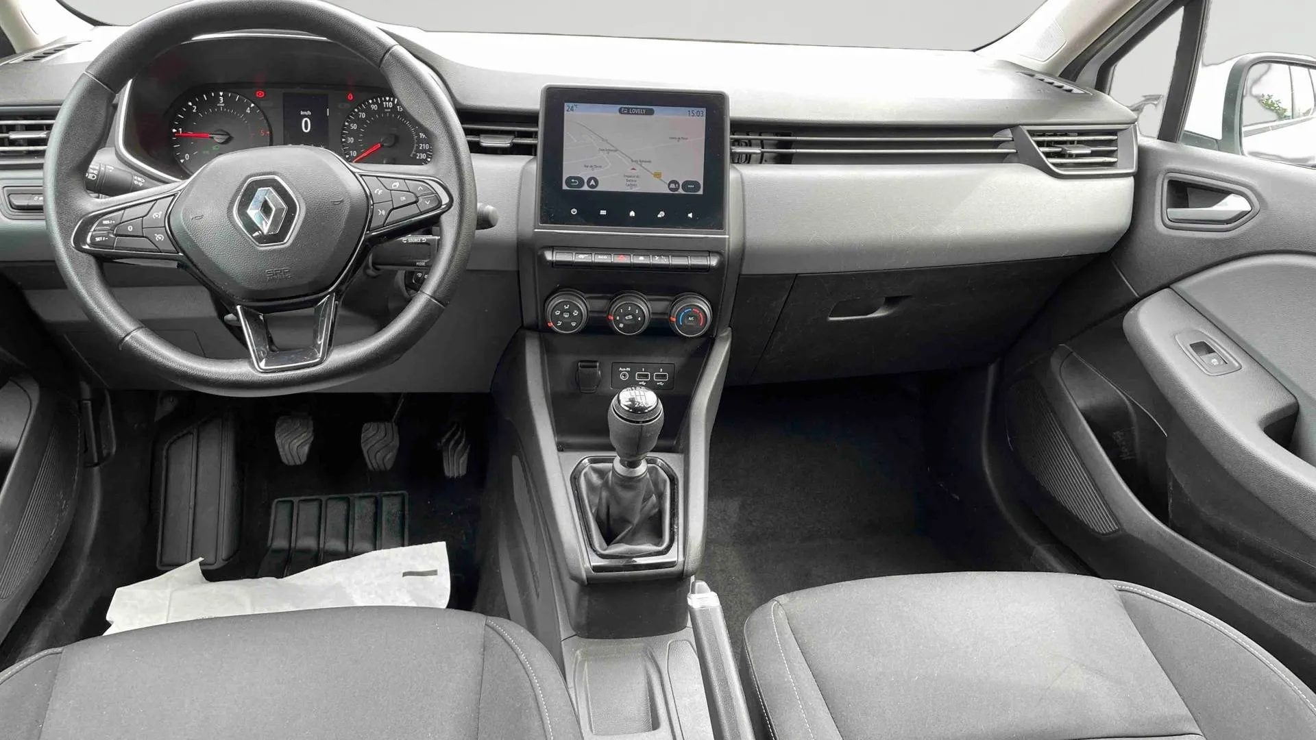 Acheter une renault CLIO SOCIETE BLUE DCI 85 d’occasion avec 82044km disponible immédiatement - photo 9