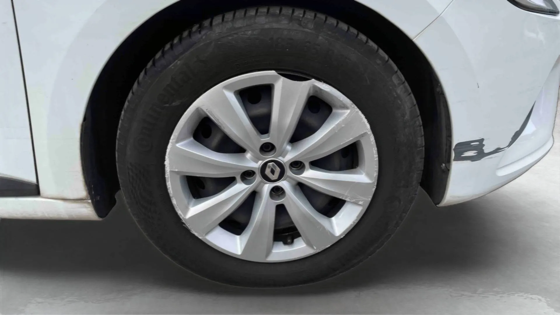 Acheter une renault CLIO SOCIETE BLUE DCI 85 d’occasion avec 82044km disponible immédiatement - photo 14