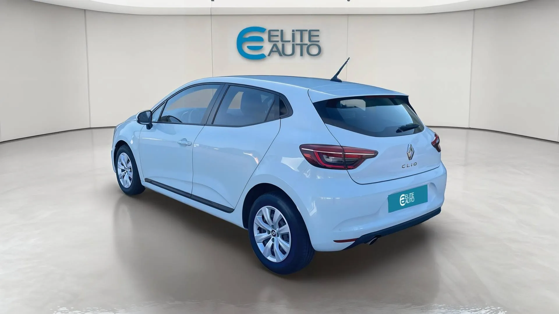 Acheter une renault CLIO SOCIETE BLUE DCI 85 d’occasion avec 94174km disponible immédiatement - photo 8