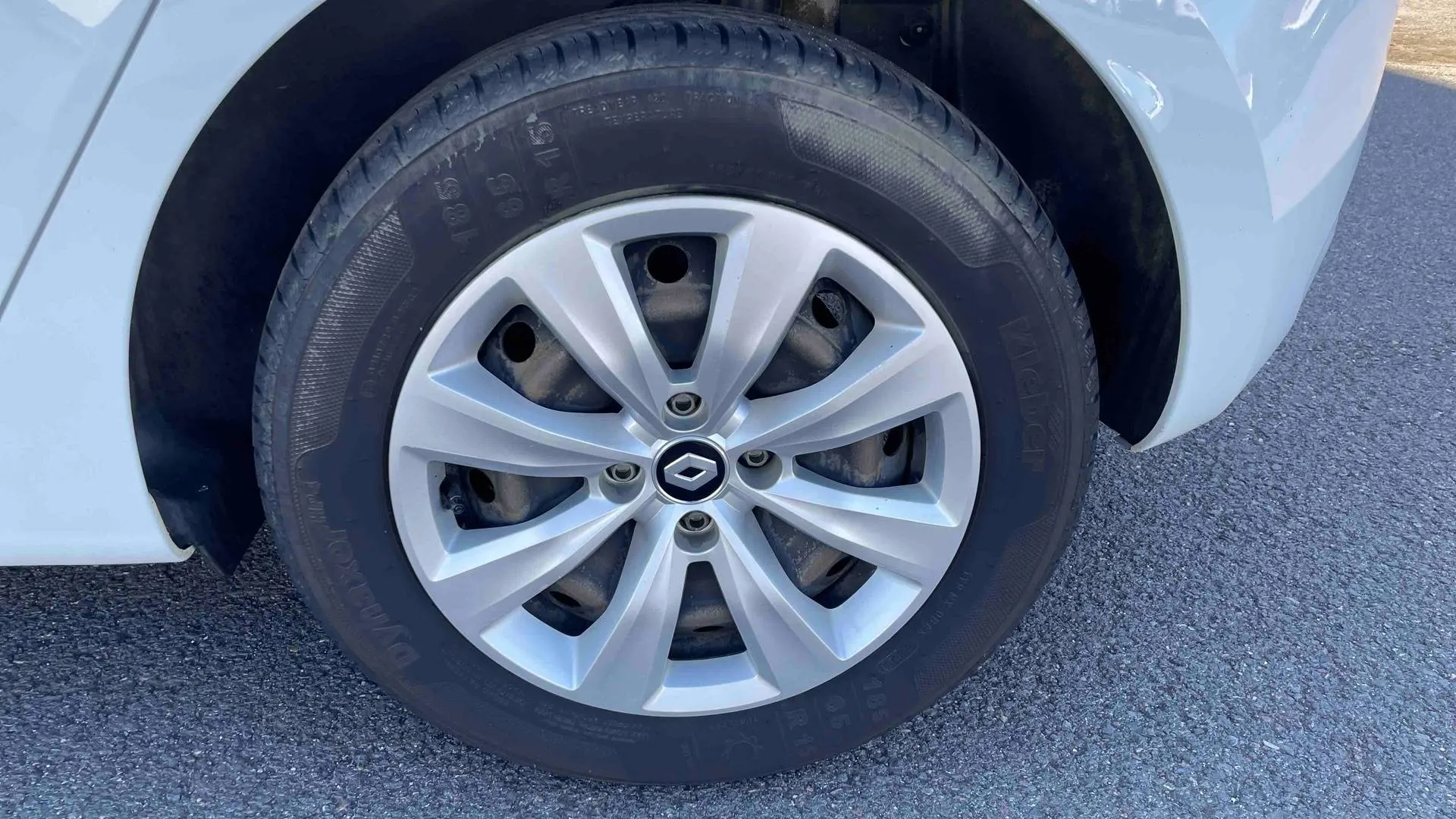 Acheter une renault CLIO SOCIETE BLUE DCI 85 d’occasion avec 94174km disponible immédiatement - photo 26