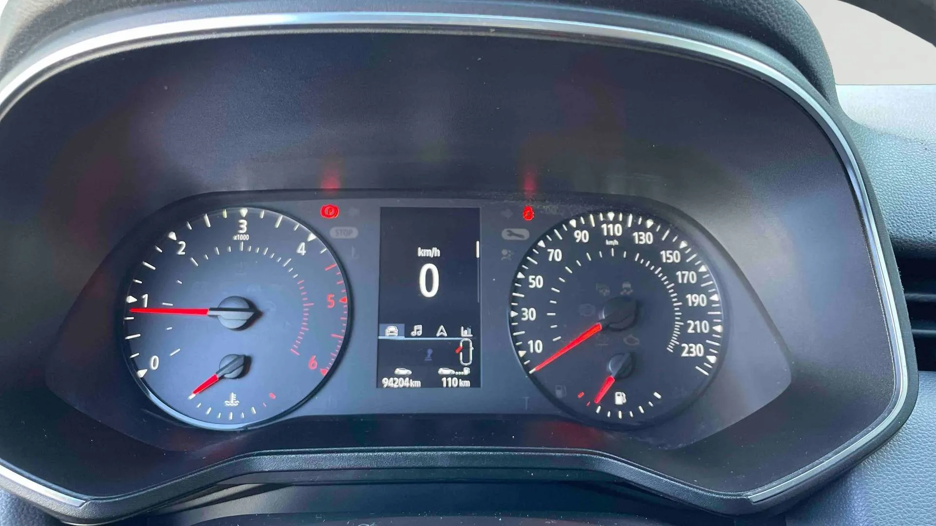 Acheter une renault CLIO SOCIETE BLUE DCI 85 d’occasion avec 94174km disponible immédiatement - photo 18