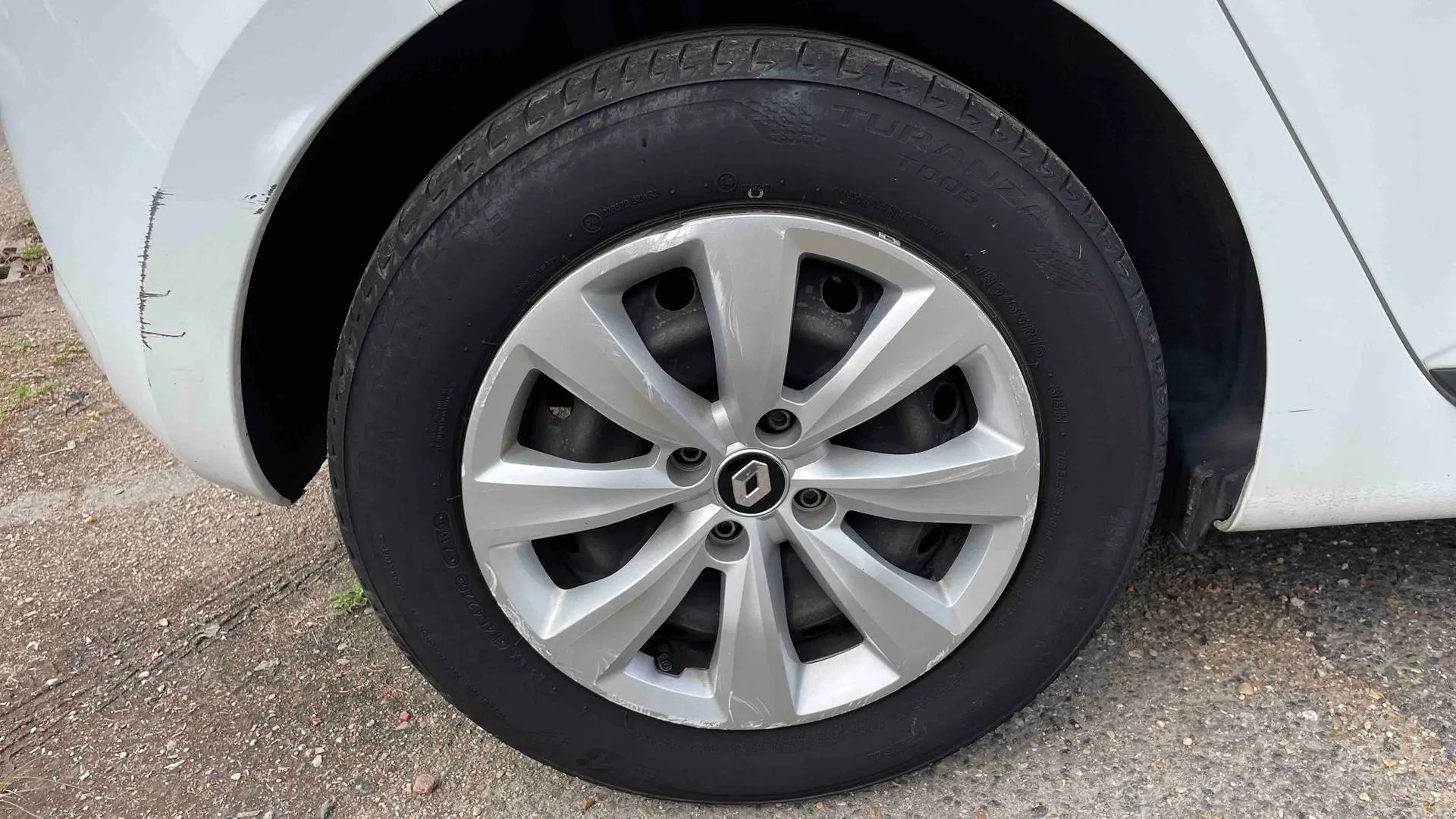 Acheter une renault CLIO SOCIETE BLUE DCI 85 d’occasion avec 82044km disponible immédiatement - photo 25