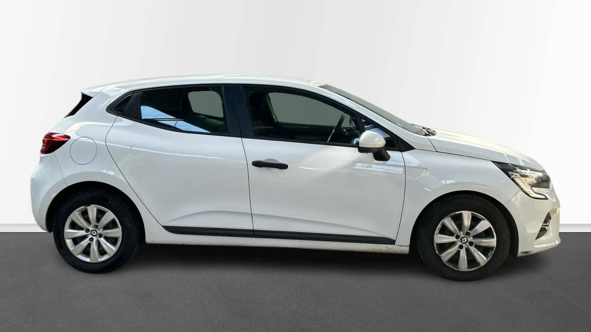 Acheter une renault CLIO SOCIETE BLUE DCI 85 d’occasion avec 74485km disponible immédiatement - photo 6