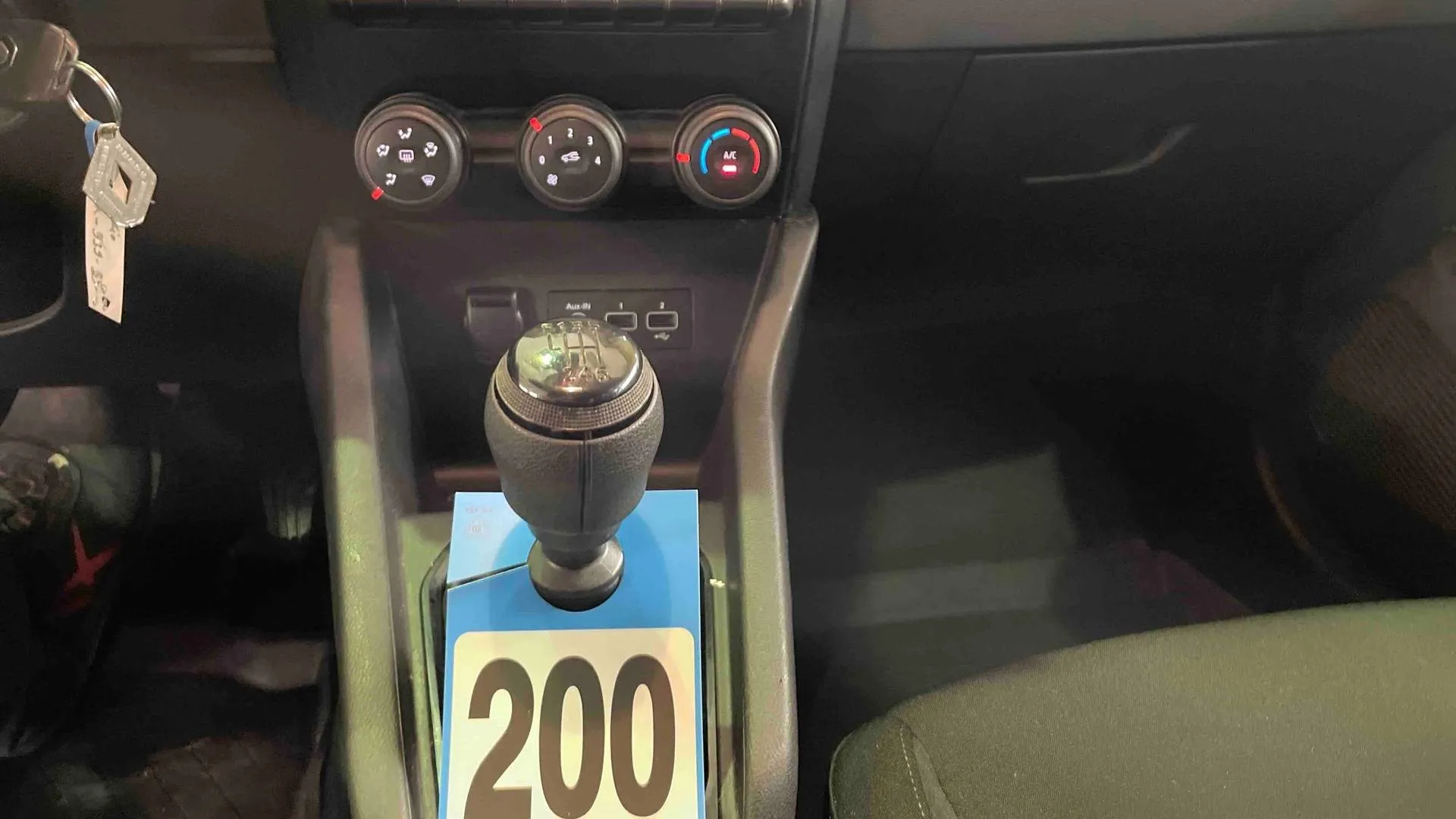 Acheter une renault CLIO SOCIETE BLUE DCI 85 d’occasion avec 94525km disponible immédiatement - photo 24