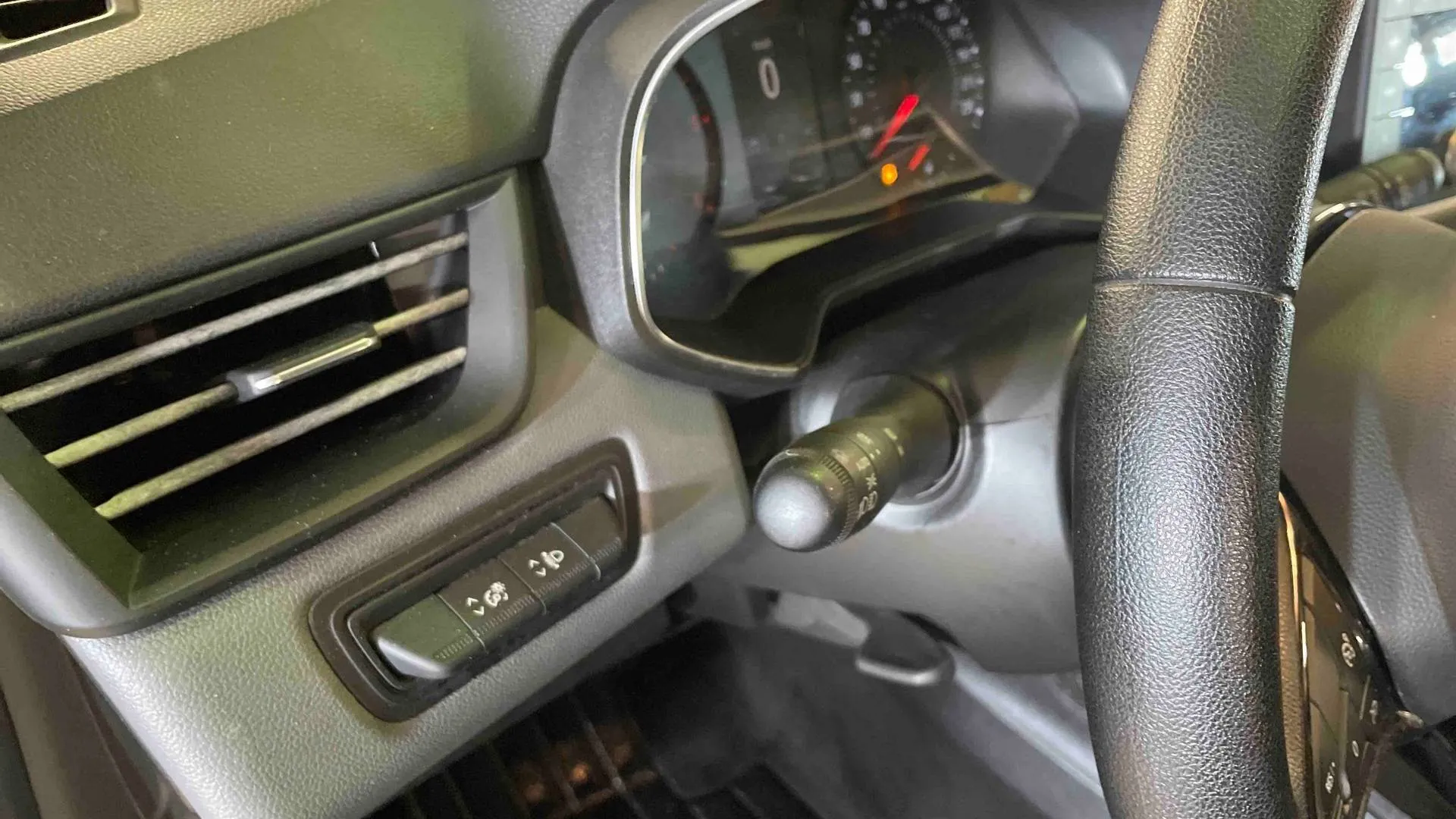 Acheter une renault CLIO SOCIETE BLUE DCI 85 d’occasion avec 104115km disponible immédiatement - photo 17