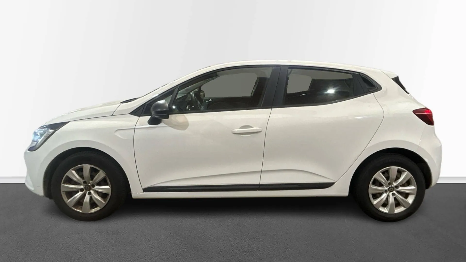 Acheter une renault CLIO SOCIETE BLUE DCI 85 d’occasion avec 96306km disponible immédiatement - photo 2