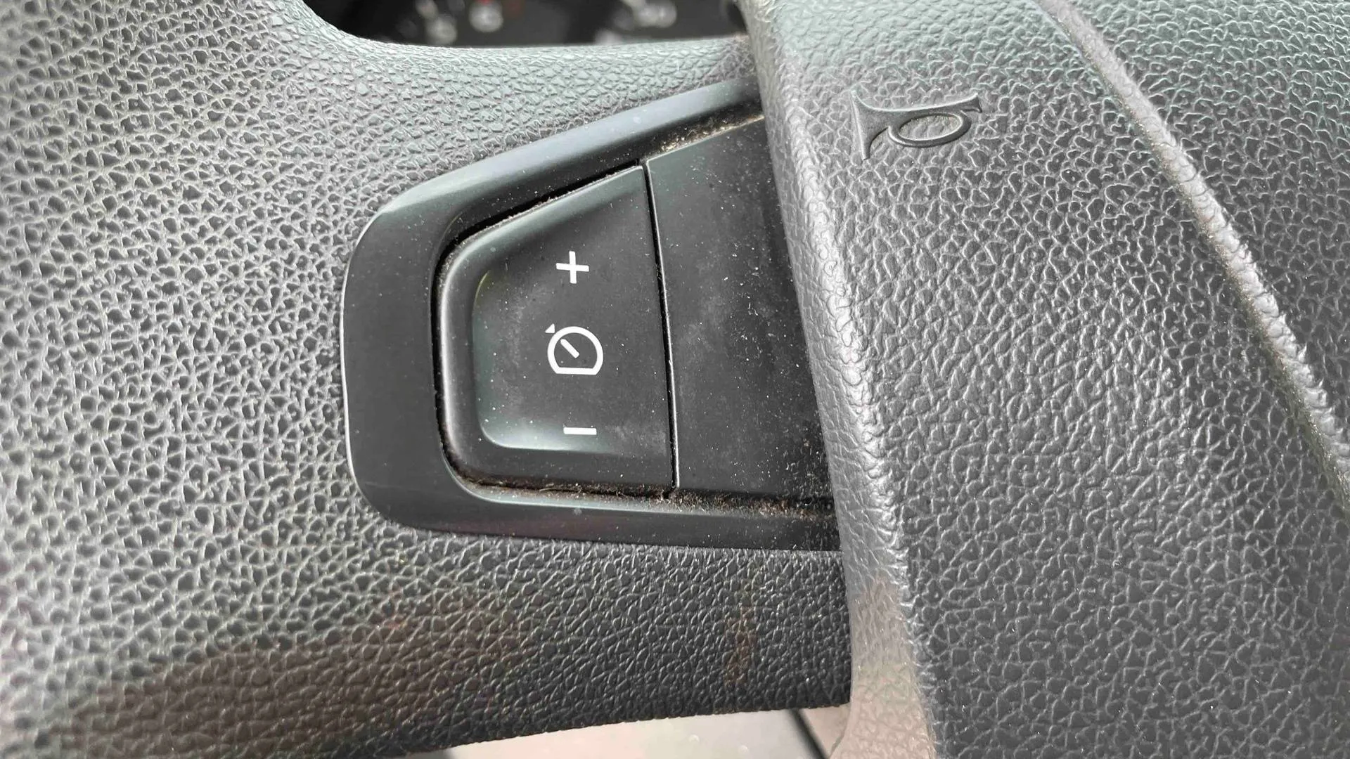 Acheter une renault MASTER FGN L2H2 3.5t 2.3 dCi 145 ENERGY E6 d’occasion avec 48780km disponible immédiatement - photo 18