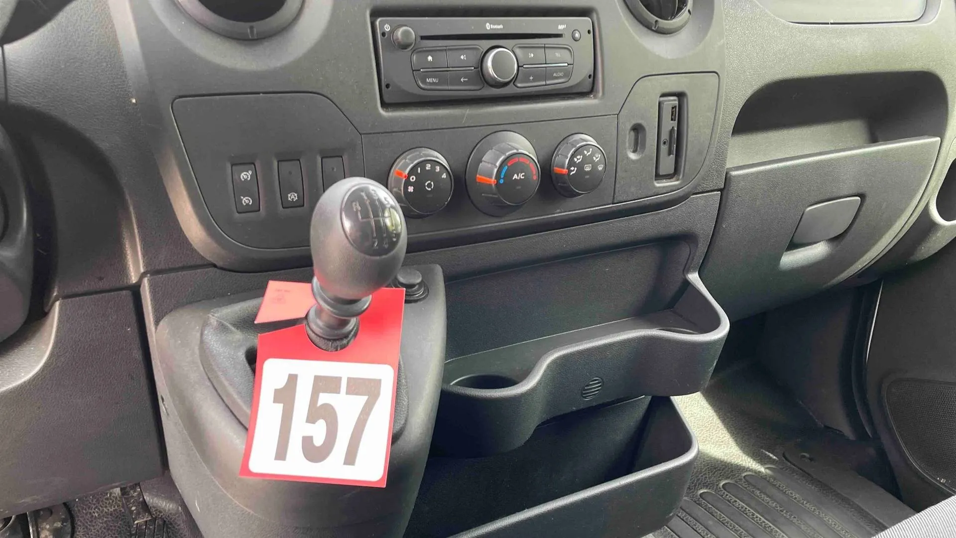 Acheter une renault MASTER FGN L2H2 3.5t 2.3 dCi 145 ENERGY E6 d’occasion avec 48780km disponible immédiatement - photo 20