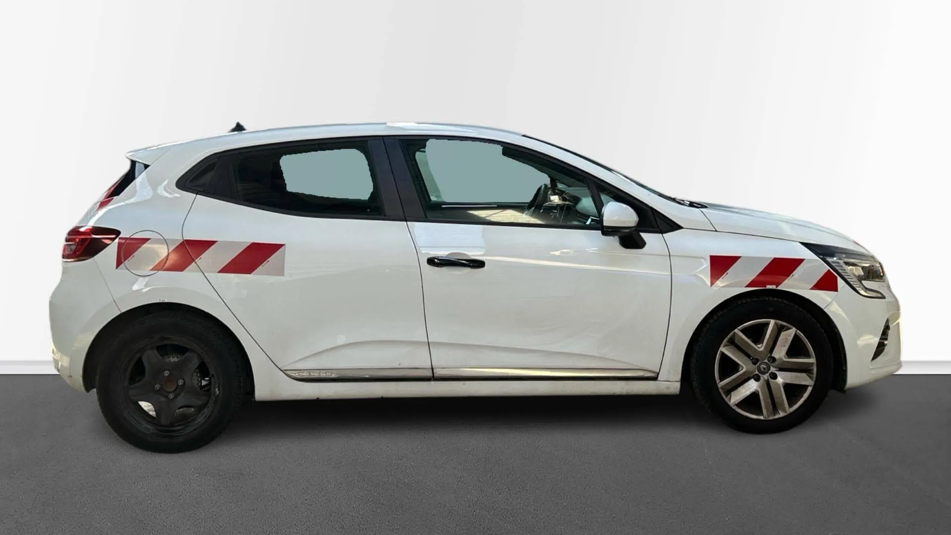 Acheter une renault Clio TCe 90 - 21 d’occasion avec 20880km disponible immédiatement - photo 6