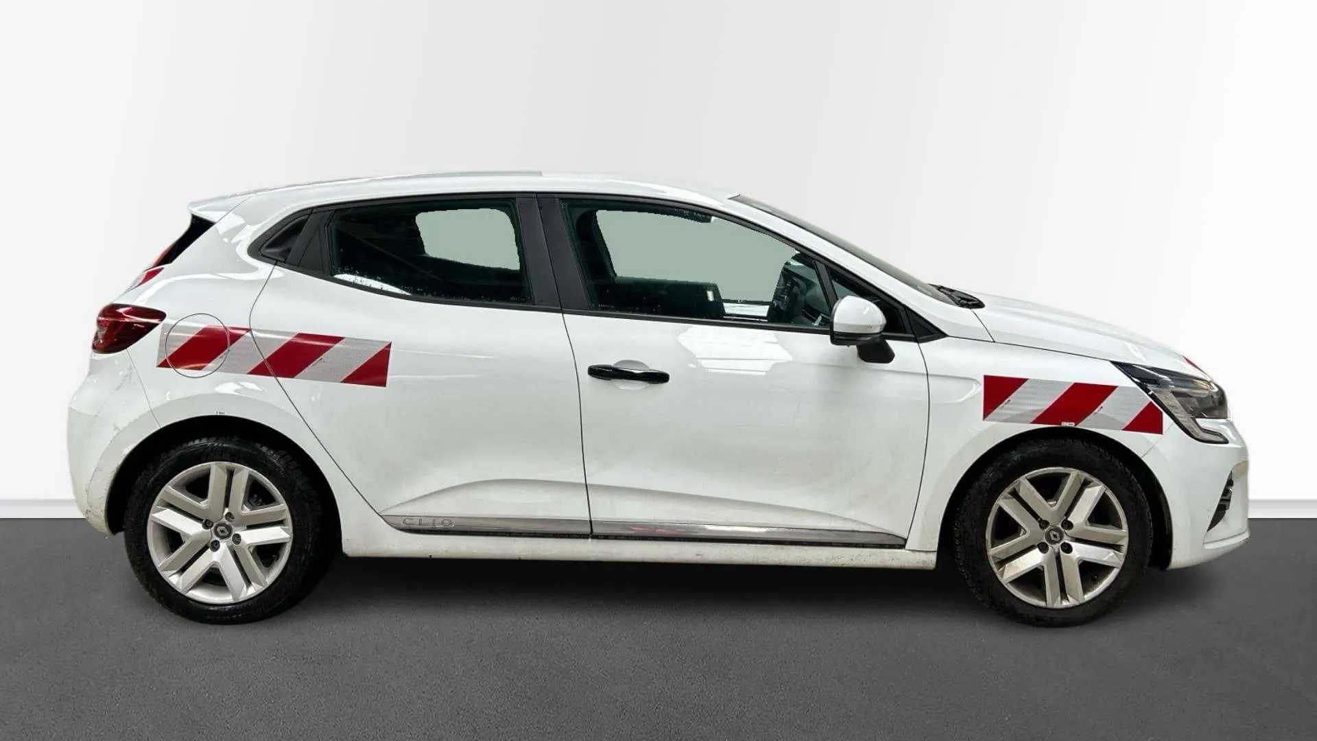 Acheter une renault Clio TCe 90 - 21 d’occasion avec 55302km disponible immédiatement - photo 6
