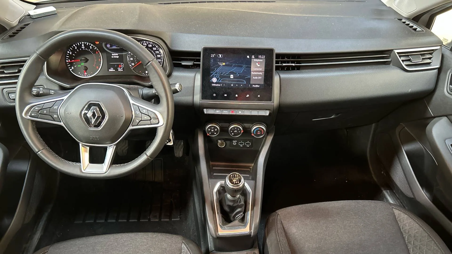 Acheter une renault Clio TCe 90 - 21 d’occasion avec 20880km disponible immédiatement - photo 14
