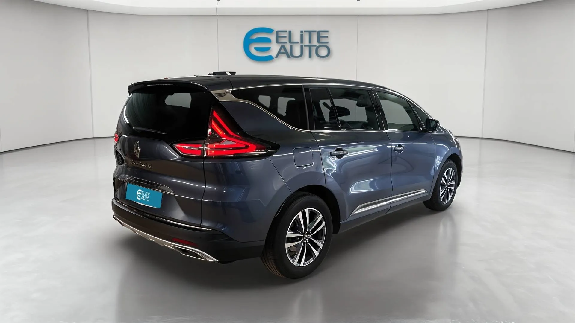 Acheter une renault Espace Blue dCi 160 EDC d’occasion avec 102756km disponible immédiatement - photo 3