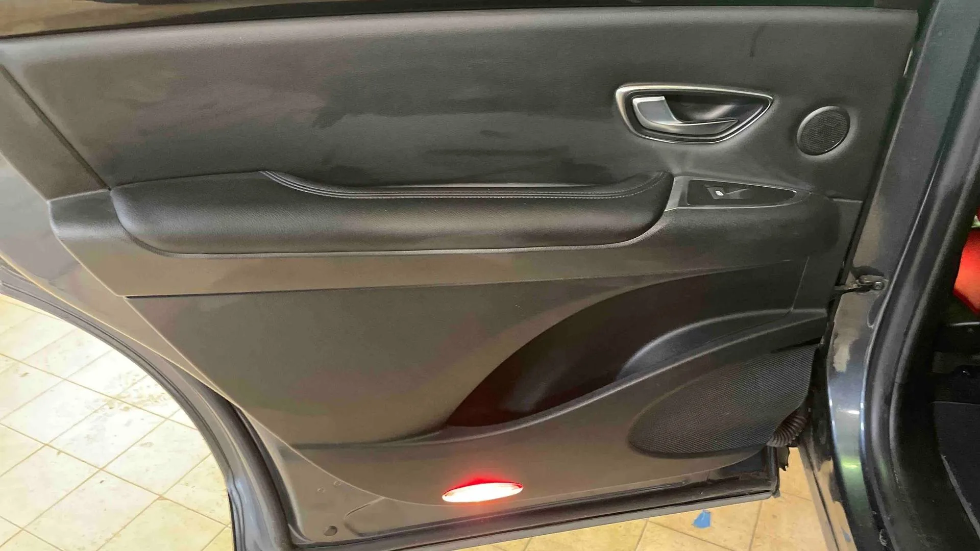 Acheter une renault Espace Blue dCi 160 EDC d’occasion avec 102756km disponible immédiatement - photo 29