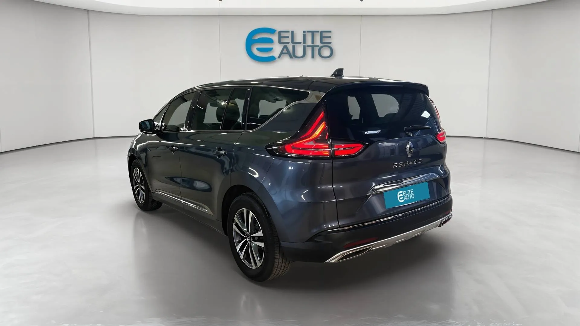 Acheter une renault Espace Blue dCi 160 EDC d’occasion avec 102756km disponible immédiatement - photo 8