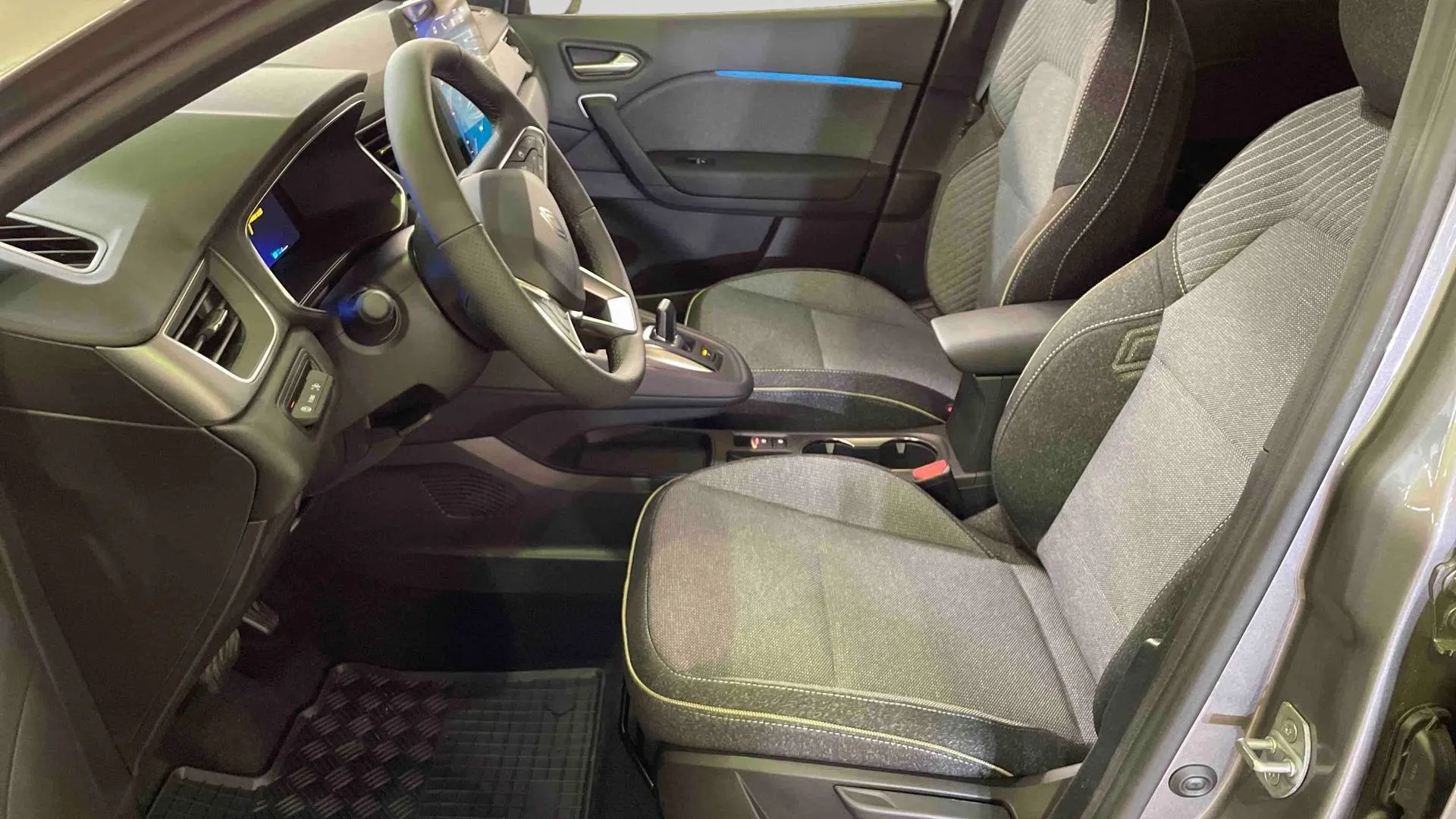 renault Symbioz E-Tech full hybrid 160 ch en stock - 5 portes - offre 289189 - photo 13