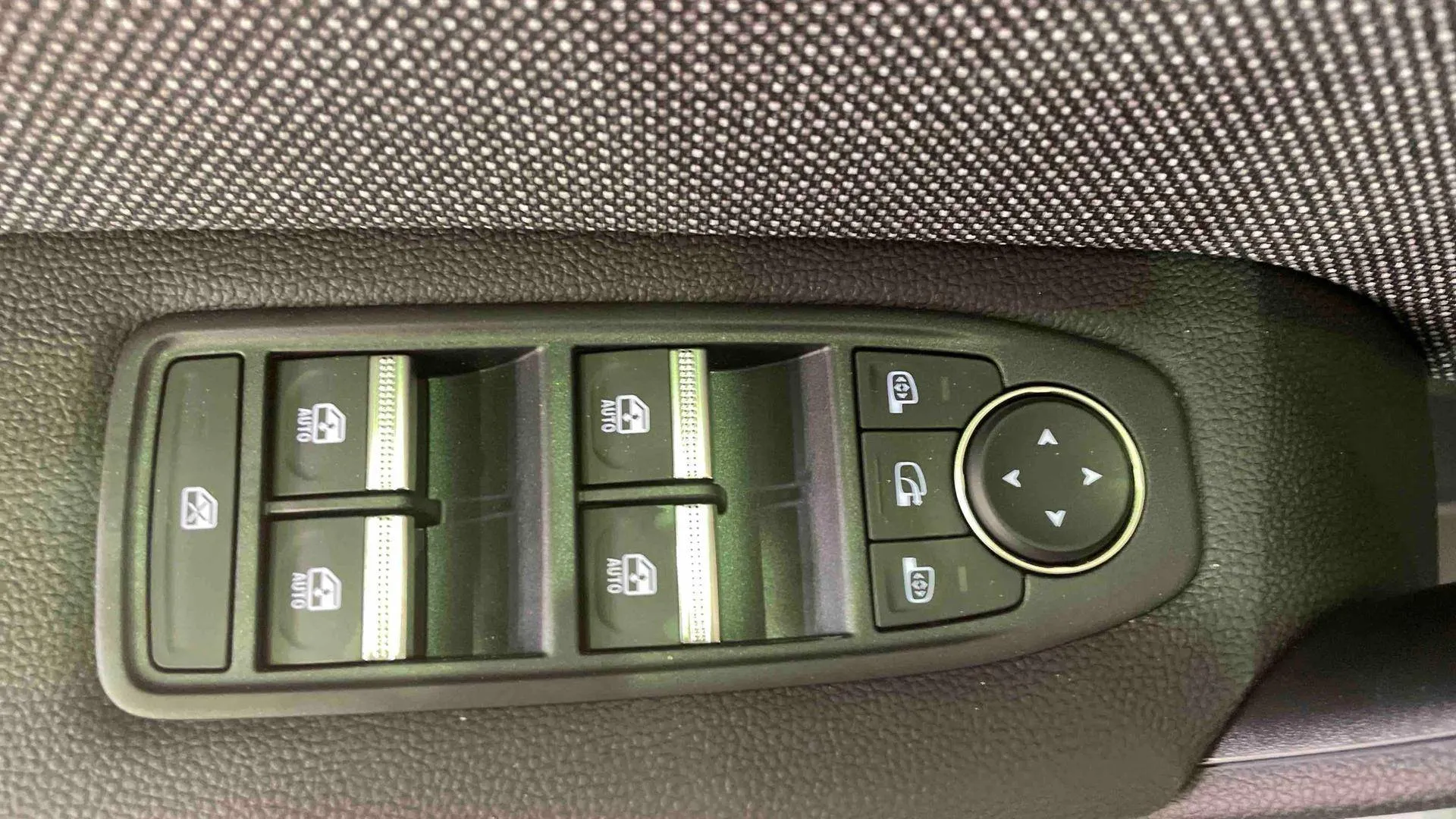 renault Symbioz E-Tech full hybrid 160 ch en stock - 5 portes - offre 289186 - photo 15